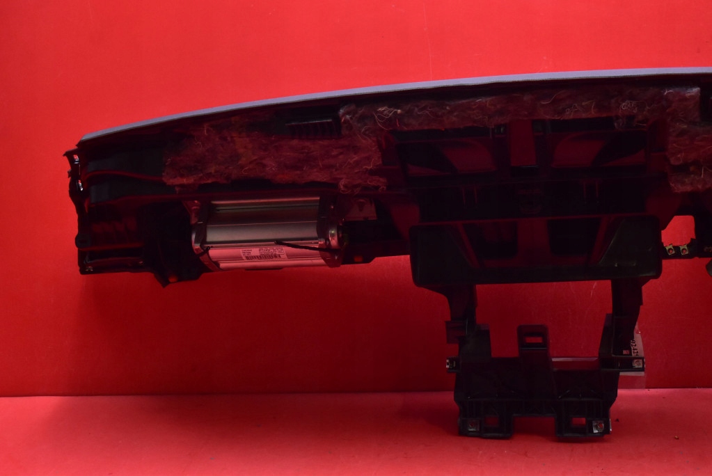 dashboard instrument panel console cockpit airbag EU BMW E87 04-07