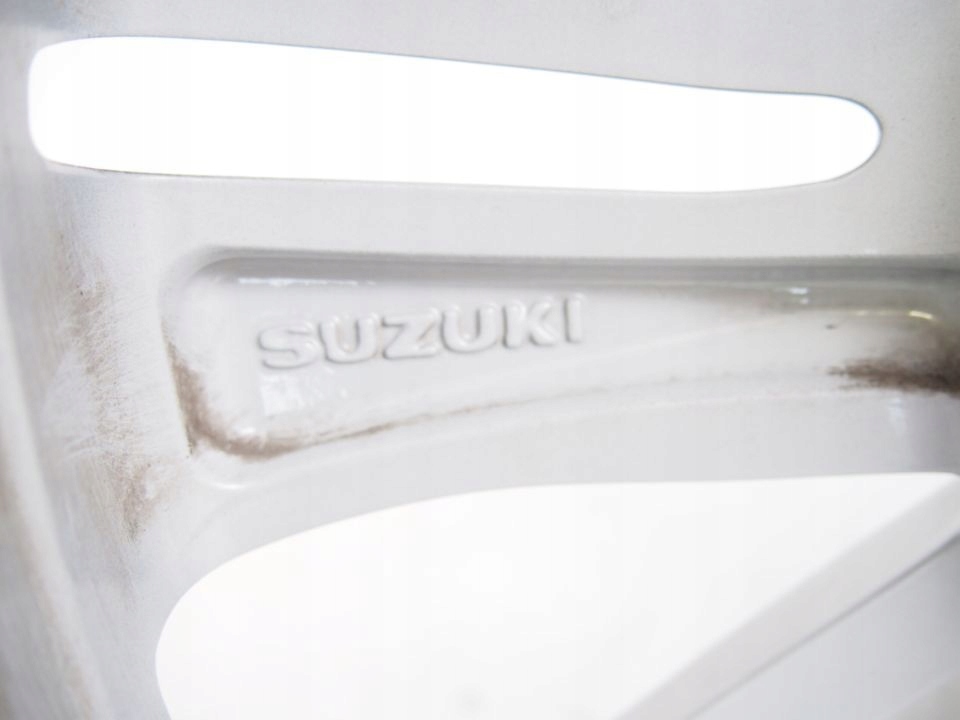 Suzuki Swift disc 6Jx16 et 45 68P6-660