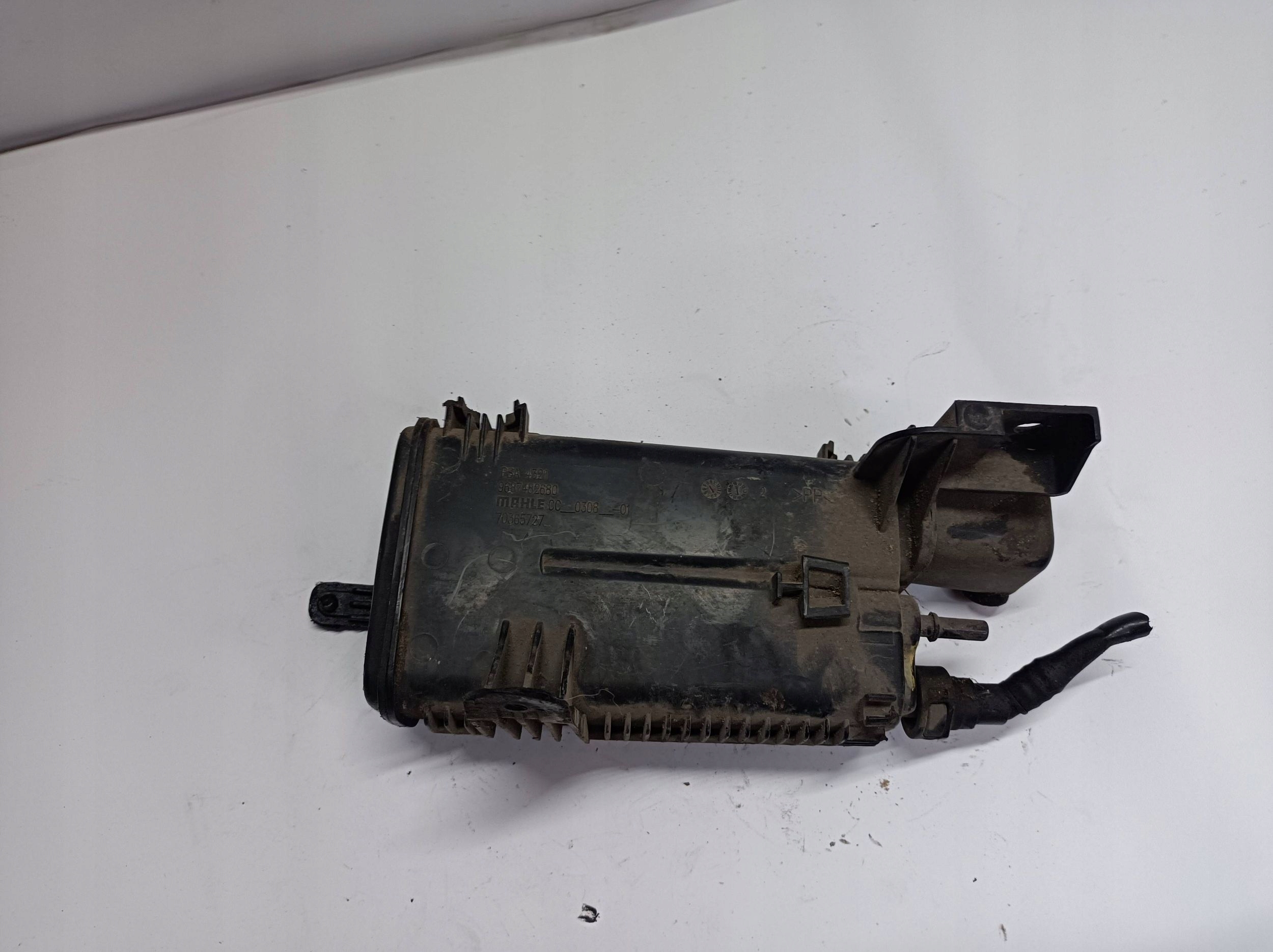 karbonski filter par goriva Citroen Berlingo PSA 9687482680