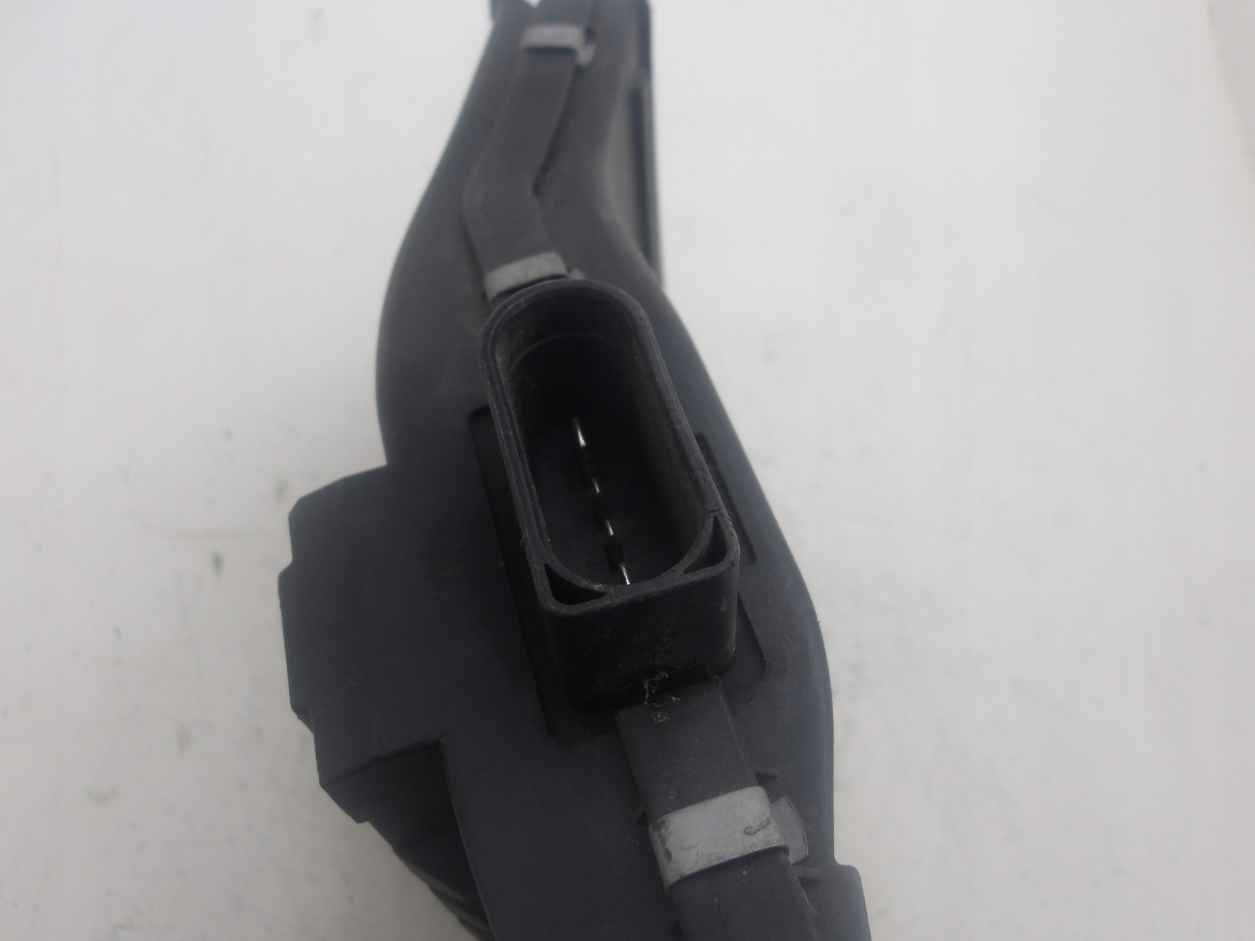AUDI A8 D3 02-10 heater air left rear part 4EO857925A original
