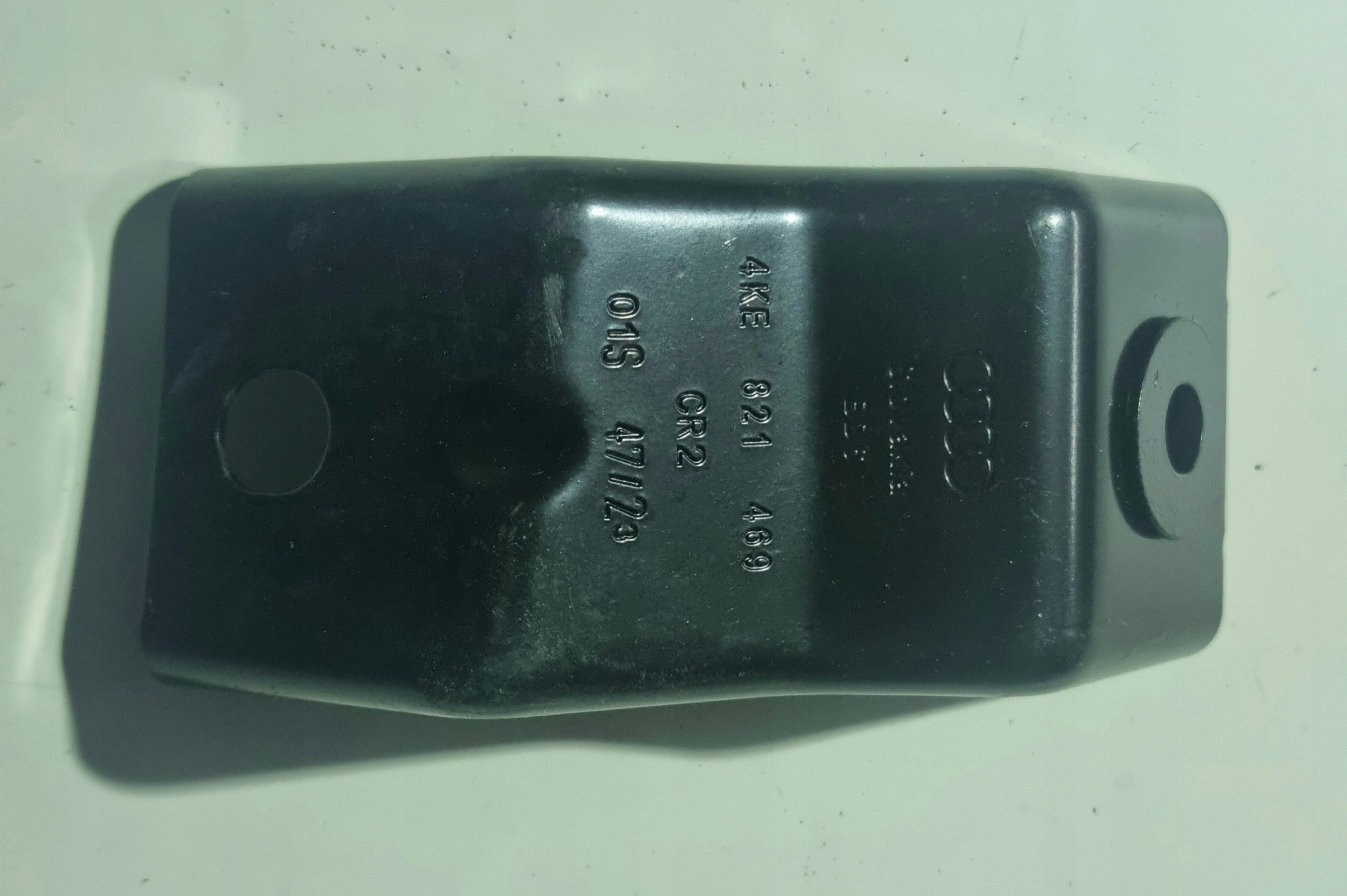 AUDI ETRON E-TRON 4KE Support plaque Console Aile Gauche Avant 4KE821469