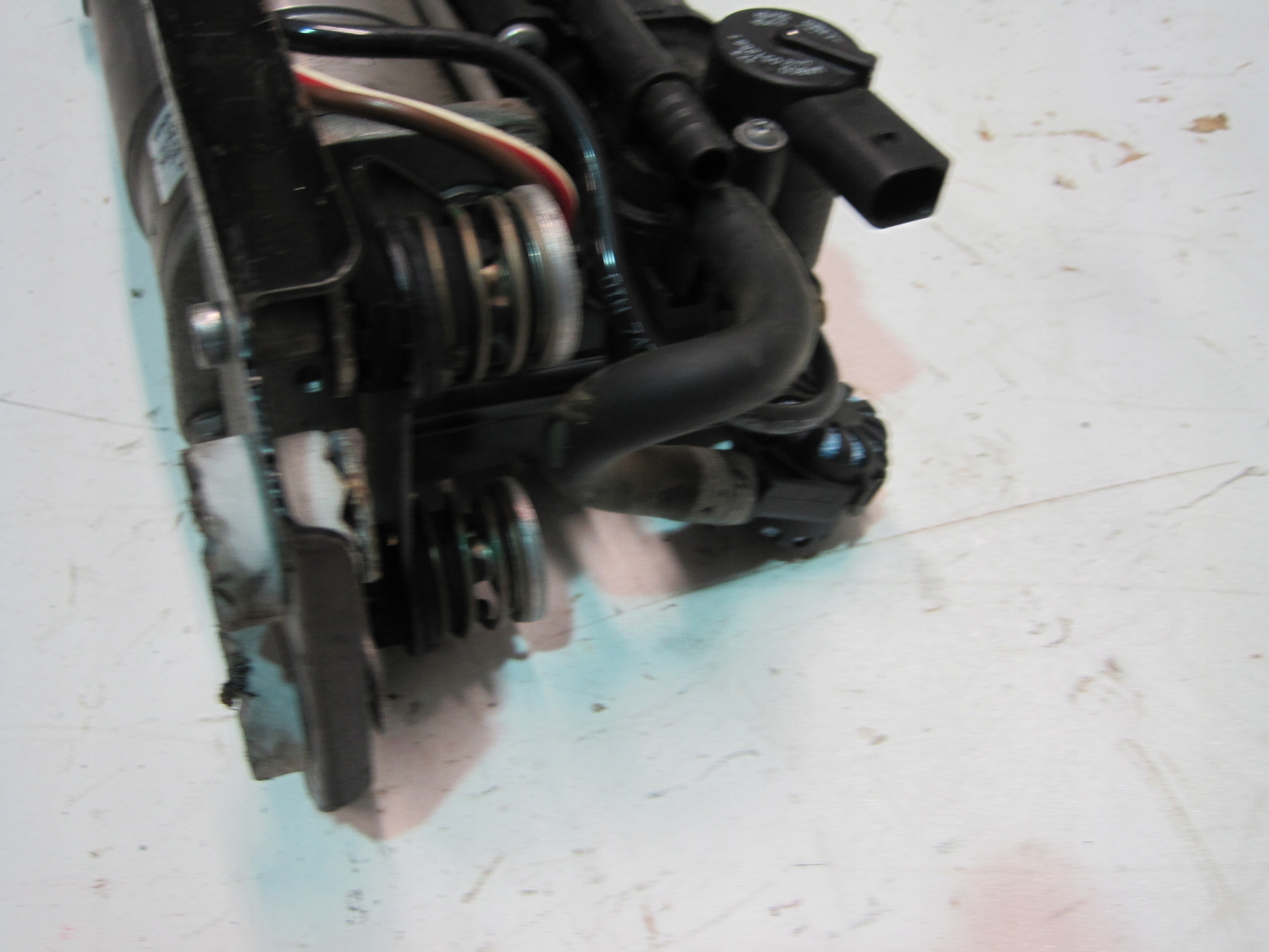 Pumpe Achsträgers BMW 6794465