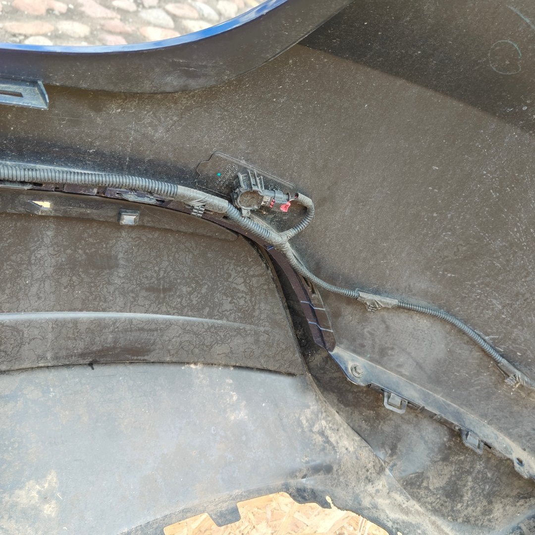 branik stražnji PDC TESLA MODEL Y UZYWANY original NUMER 1234567-00-A