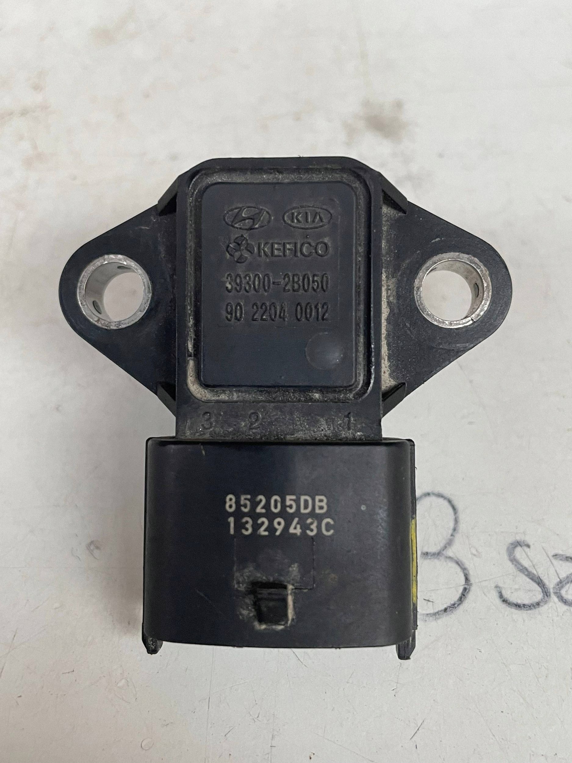 sensore pressione W KOLEKTORZE KIA RIO 39300-2B050 @M