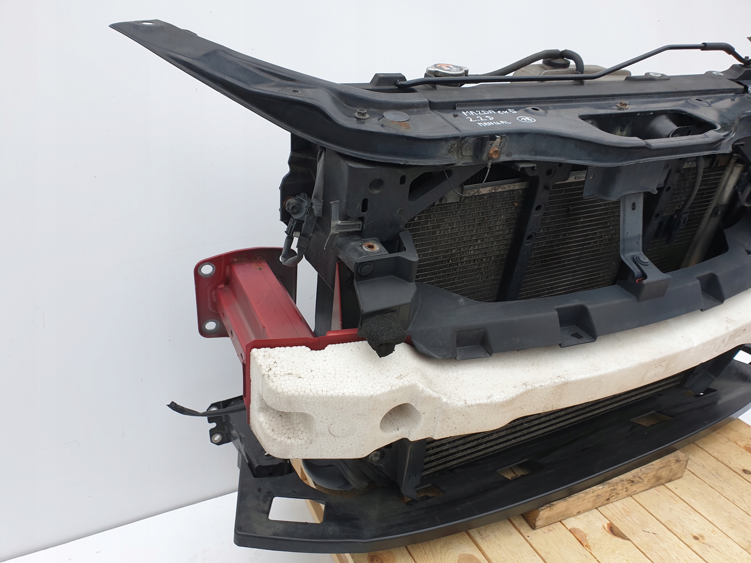 Mazda CX-5 2.2 D 11- PRZEDNI PAS CHŁODNICE KOMPLET Producent części Inny