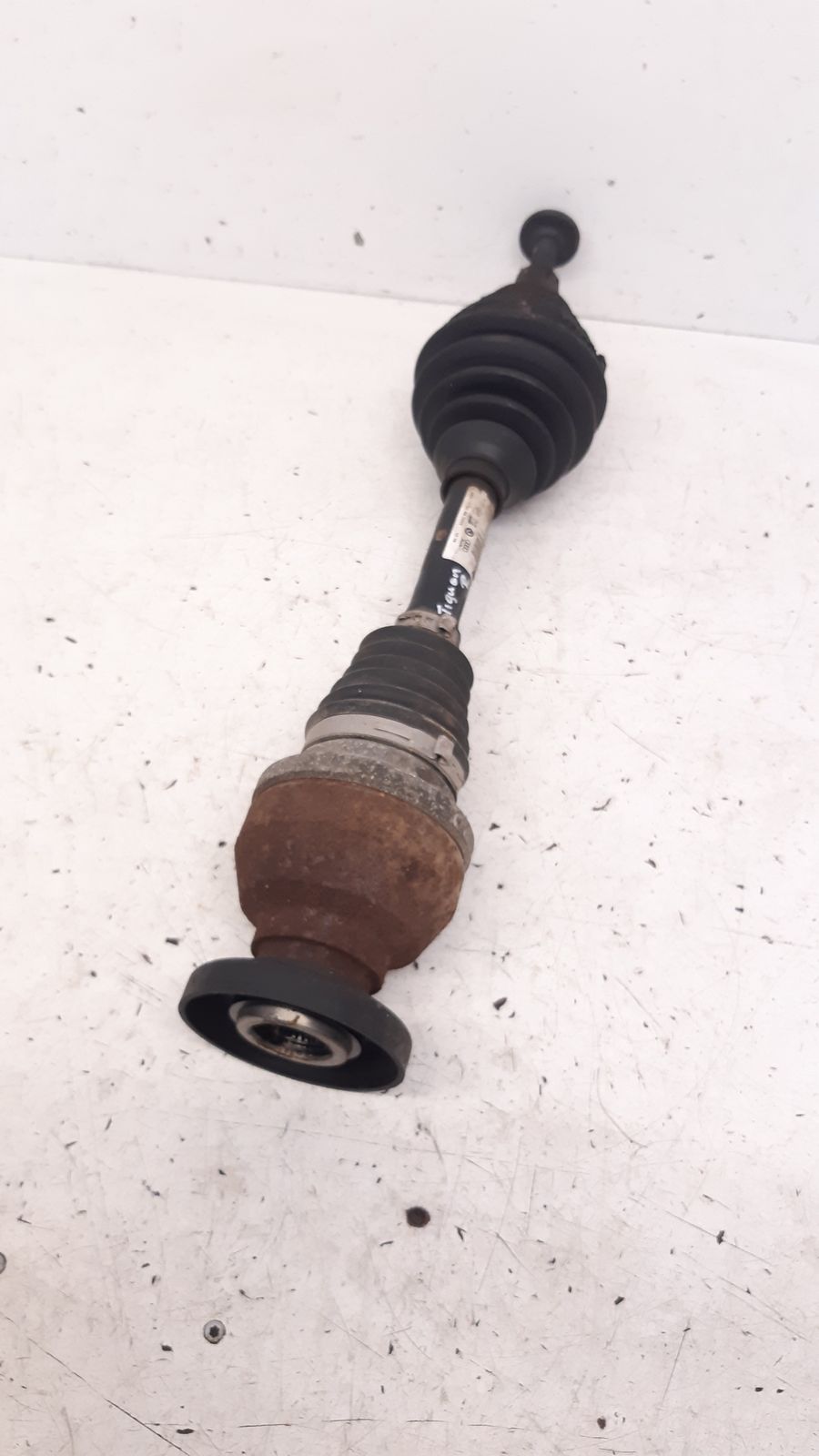 semi-axis left VW Tiguan 1,4 TSI