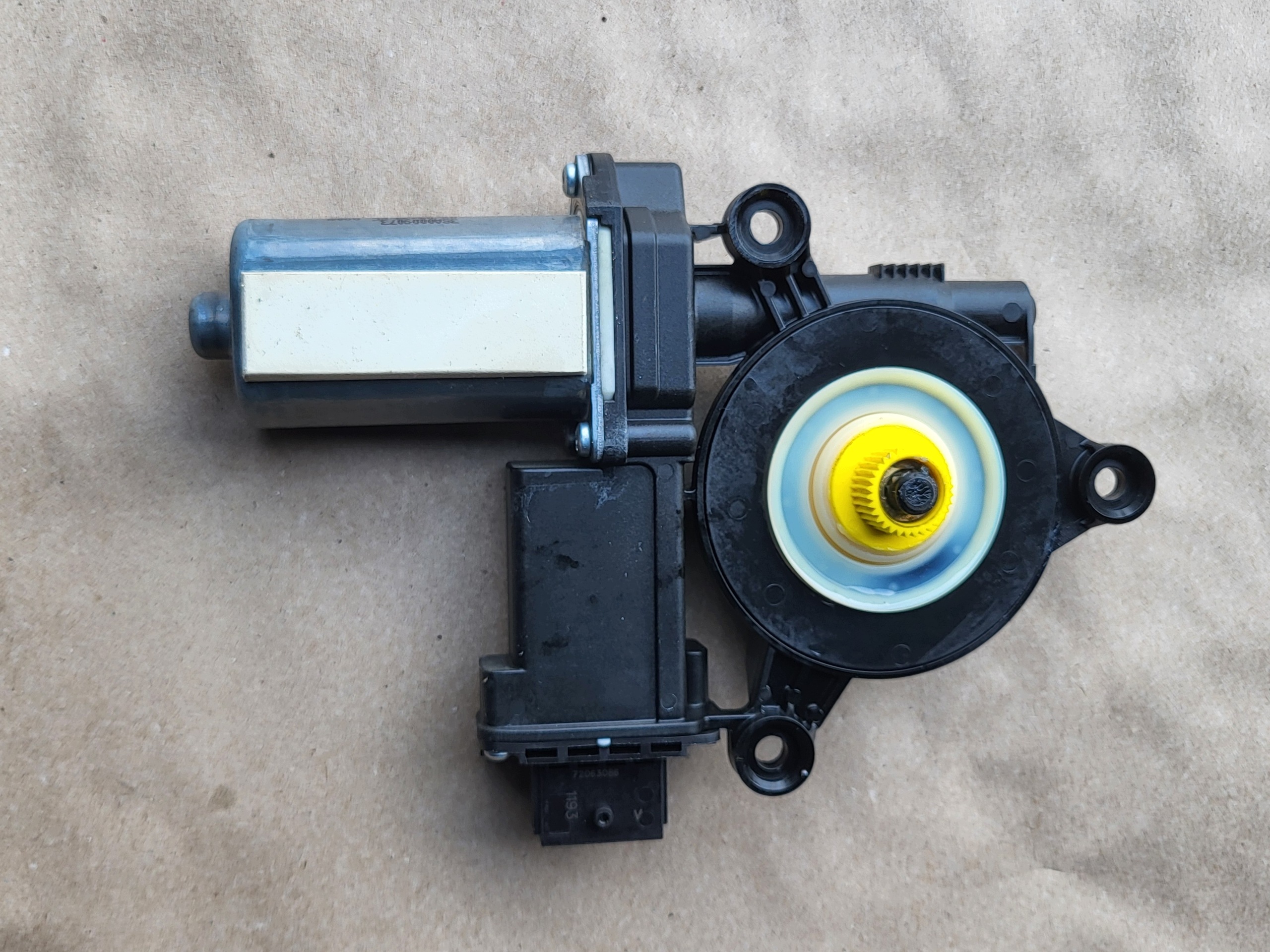 mini motor lifting windows left front ALFA ROMEO TONALE 3SA0009073 OE