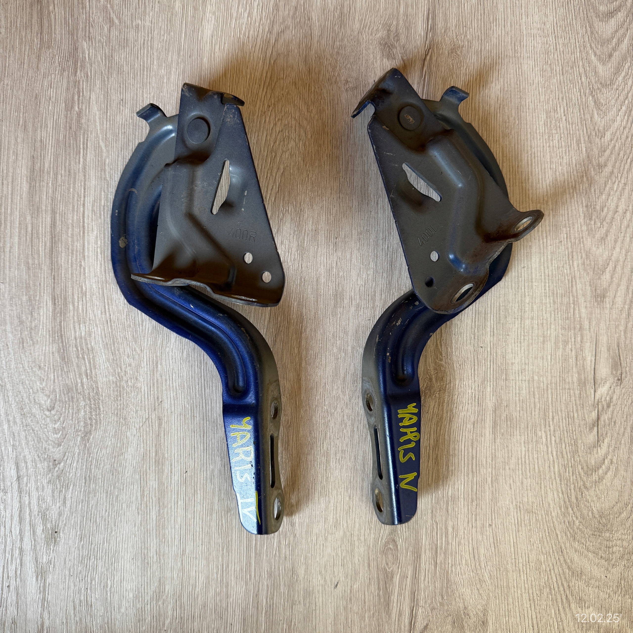 hinge bonnet hinges left right KOMPLET TOYOTA YARIS IV
