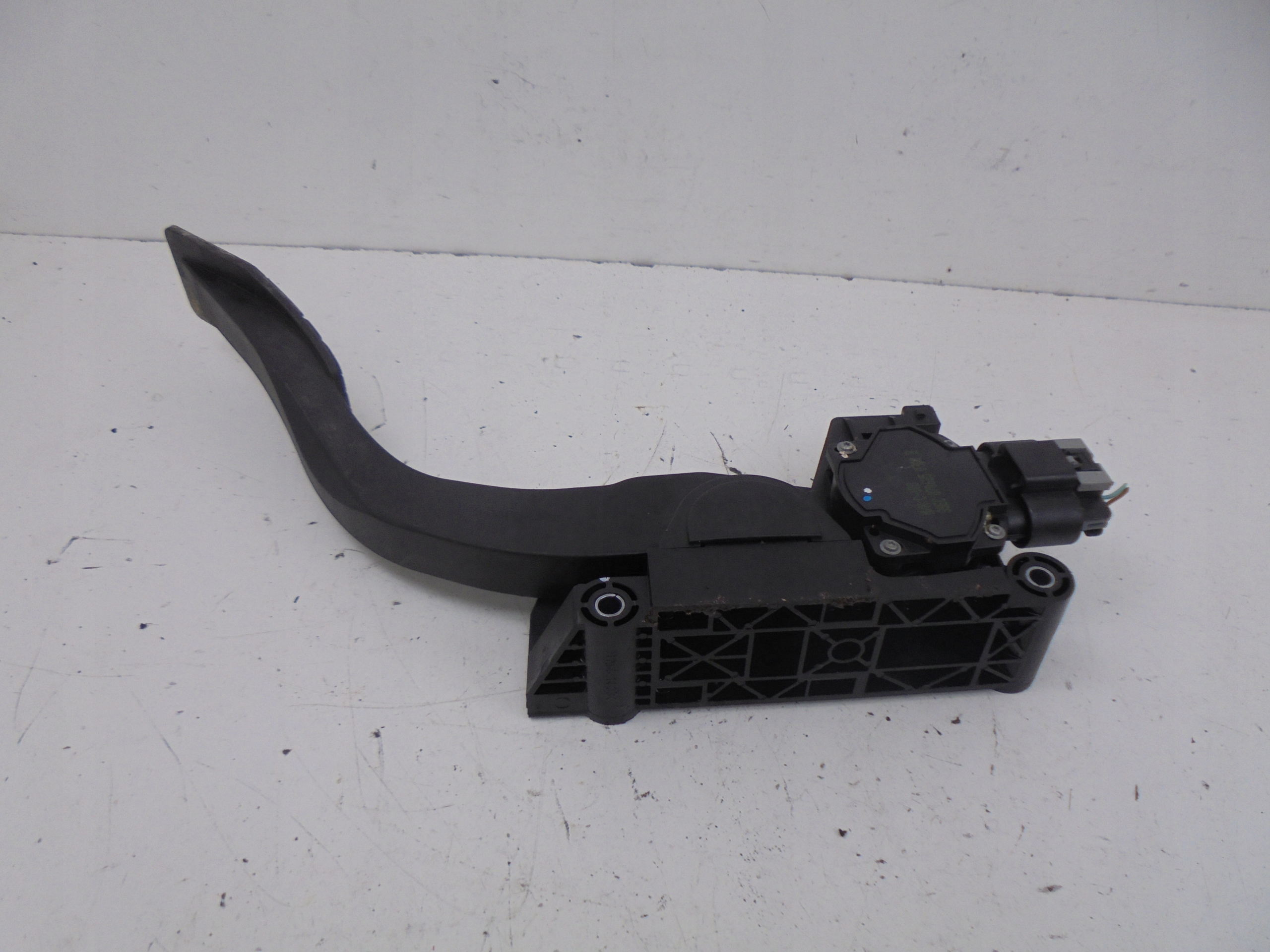 PEDAŁ POTENCJOMETR GAZU 96625895 OPEL ANTARA 2.0 CDTI