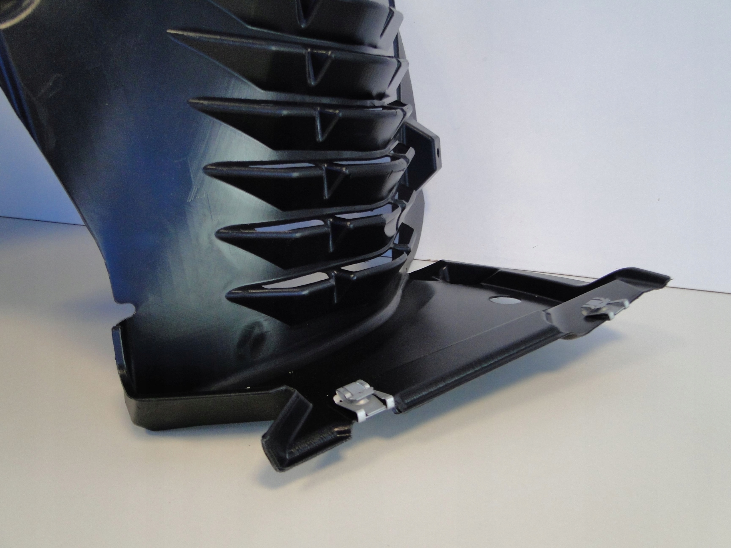 W212 212 LIFT NADKOLE PRZEDNIE LEWE 63 AMG 4MATIC Typ samochodu Samochody osobowe