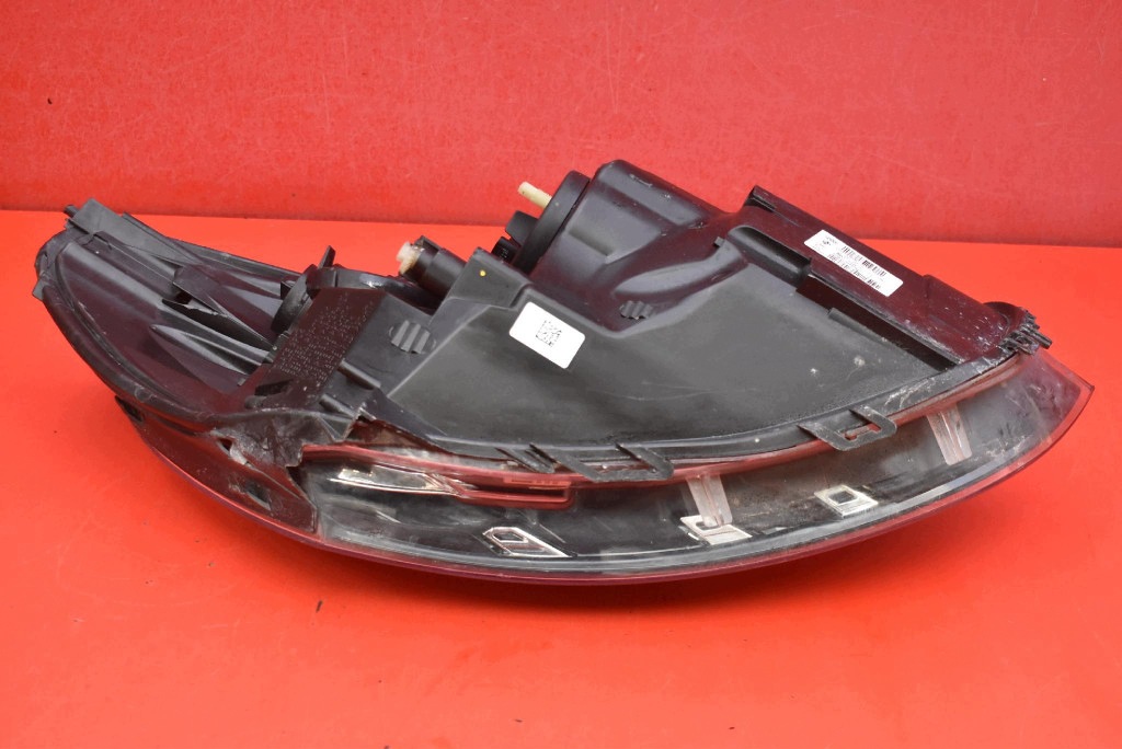 REFLEKTOR left light front EU 260608367R RENAULT CLIO 4 IV LIFT 16-20