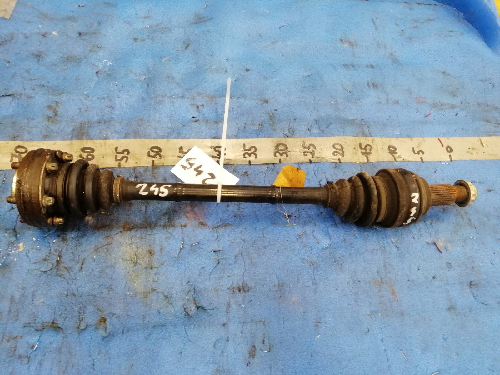 semi-axis left rear BMW X1 2012R 2.0TD AUTOMAT