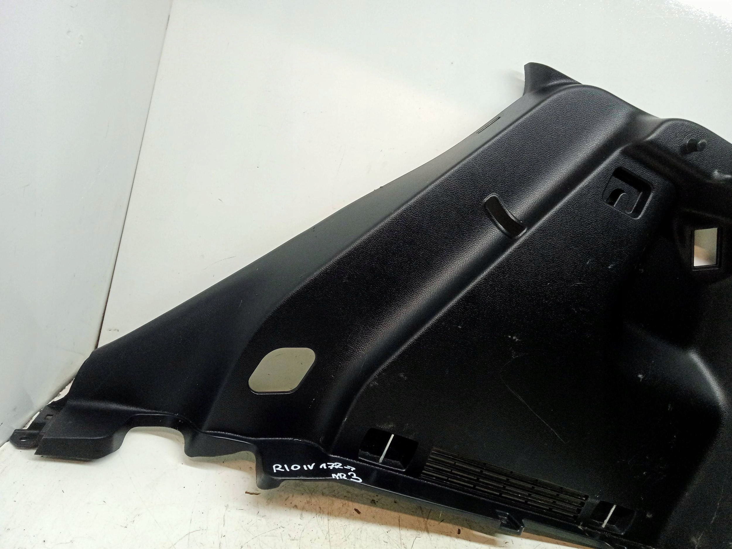 KIA RIO IV side upholstery boot right rear part 85741-H8000 2017