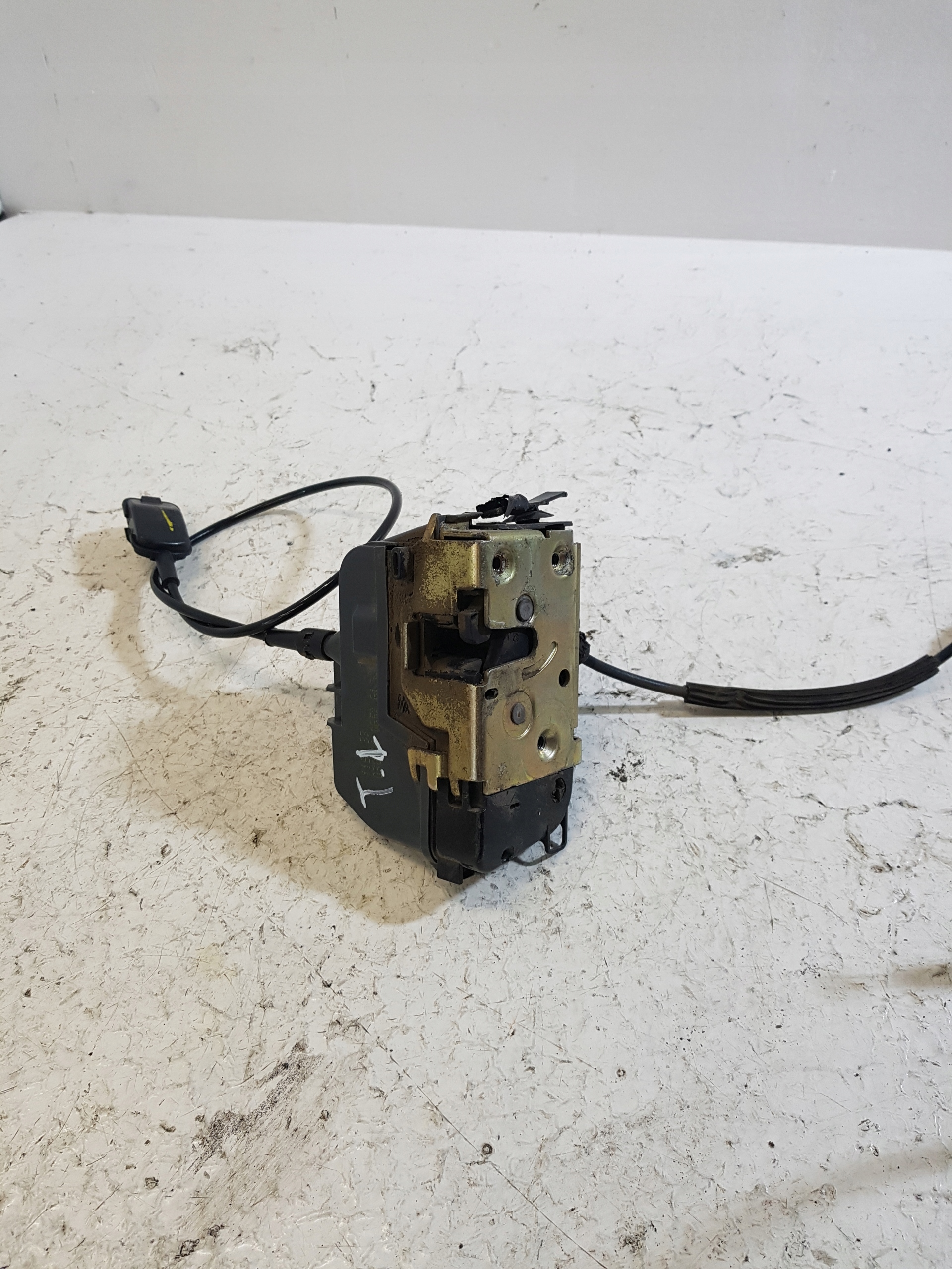 lock door CENTRALNY left rear part rear RENAULT SCENIC 2