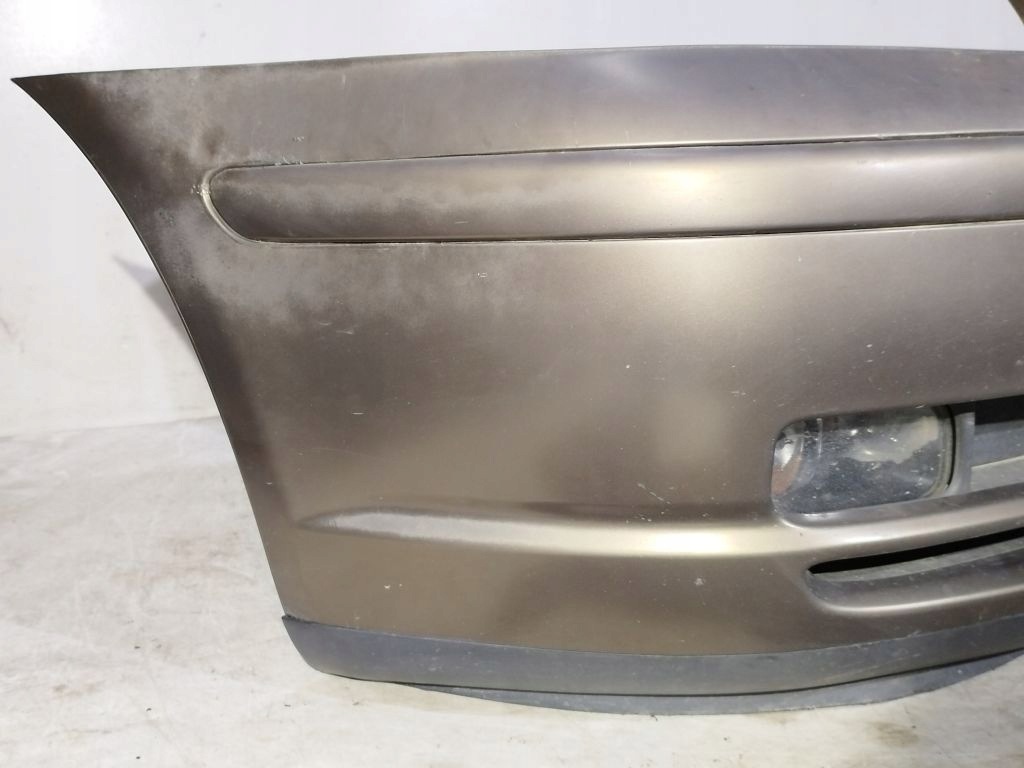 Toyota Avensis T25 II 2 bumper front front
