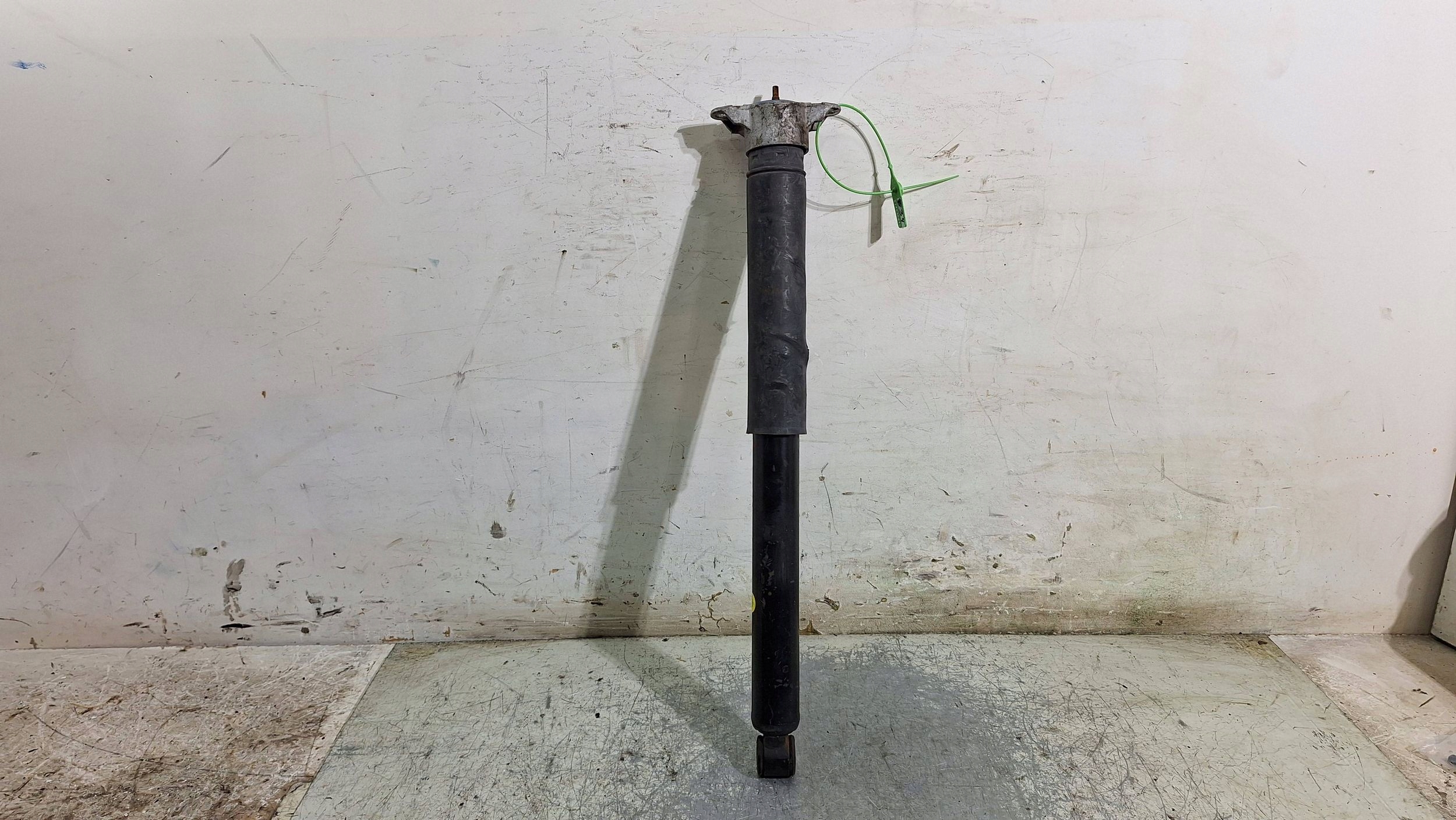shock absorber left right rear part CV61-18080-ABB FORD KUGA MK2 4x4