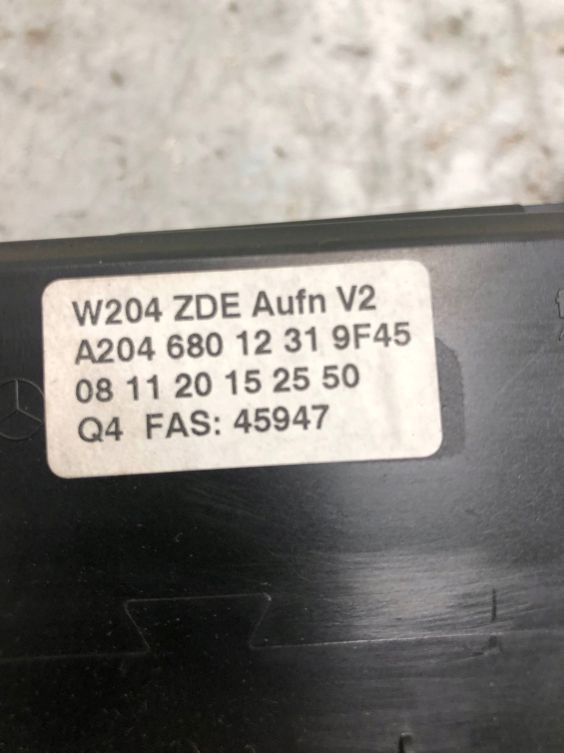 Display MERCEDES W204 A2048204297 A2046801231