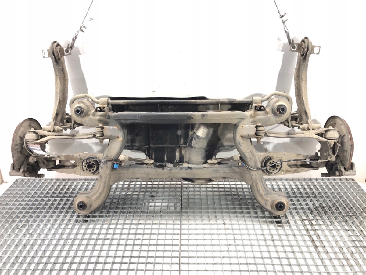 BELKA TYŁ MERCEDES KLASA B Sports Tourer W246 W242 11-18 2012 KPL FV