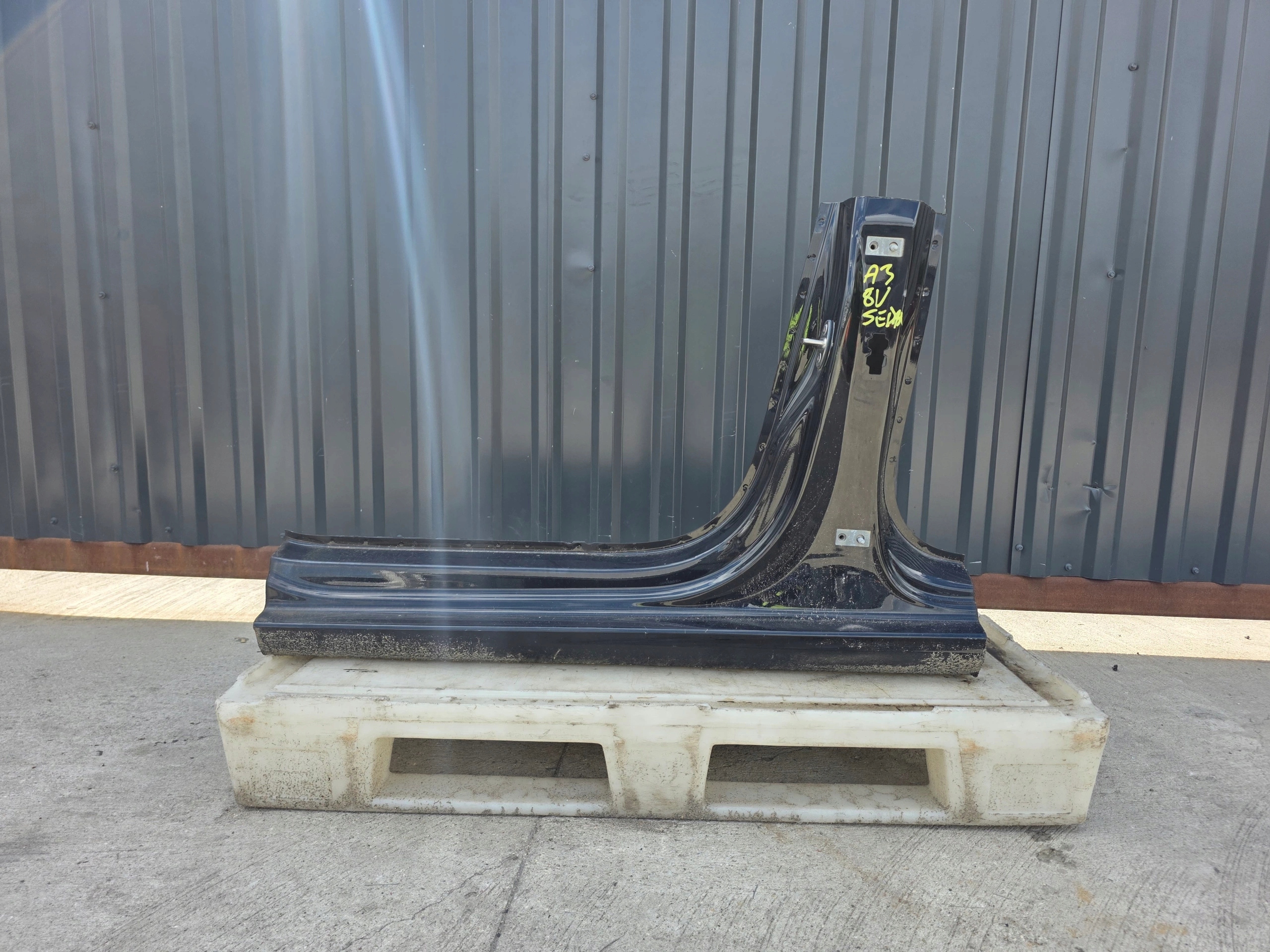 quarter threshold SLUBEK B AUDI A3 8V sedan left side original