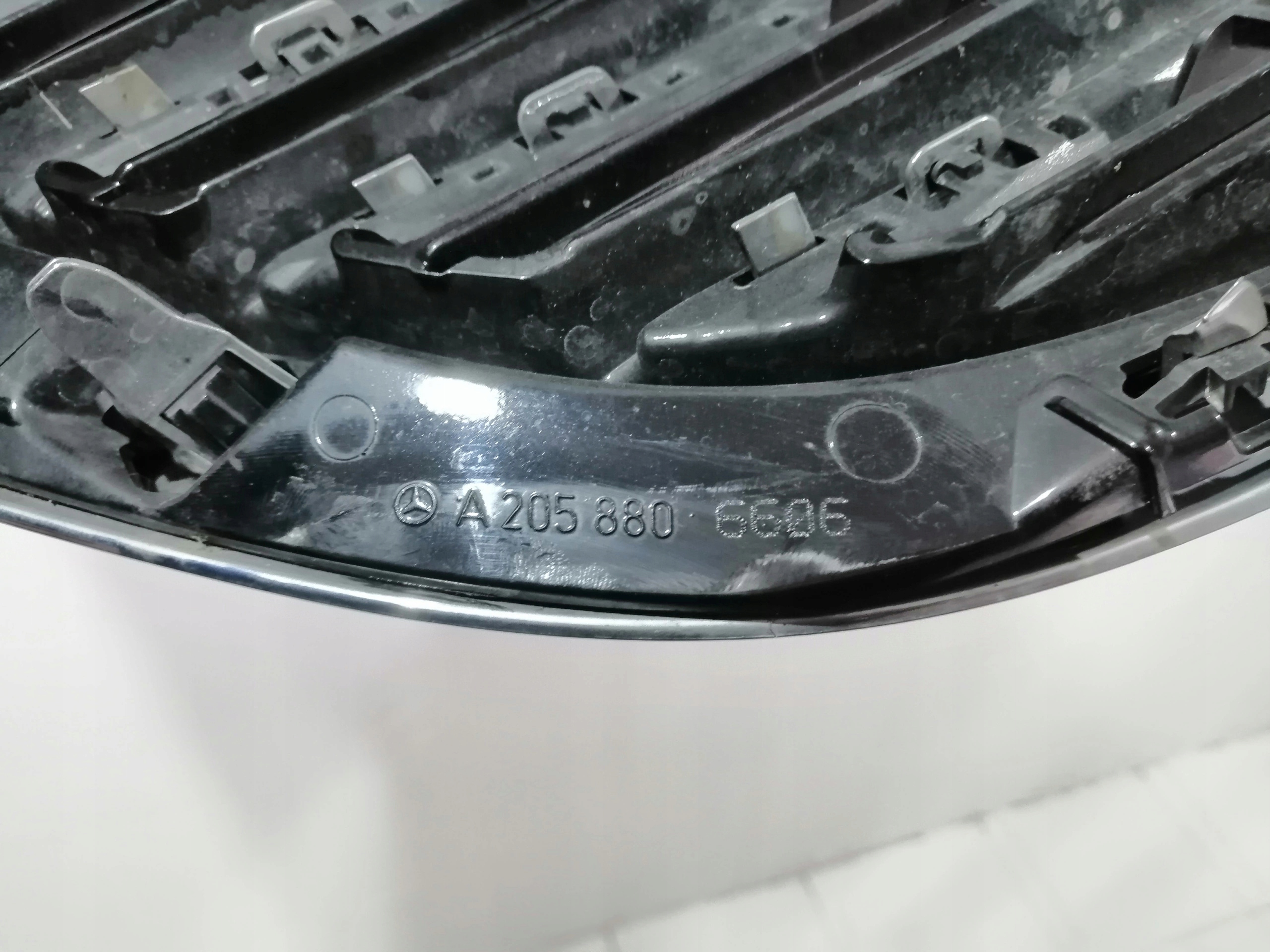 Mercedes-Benz C-Klasse W205 Kühlergrill FRONTGRILL Kühlergitter A2058806606 - Thumbnail 12