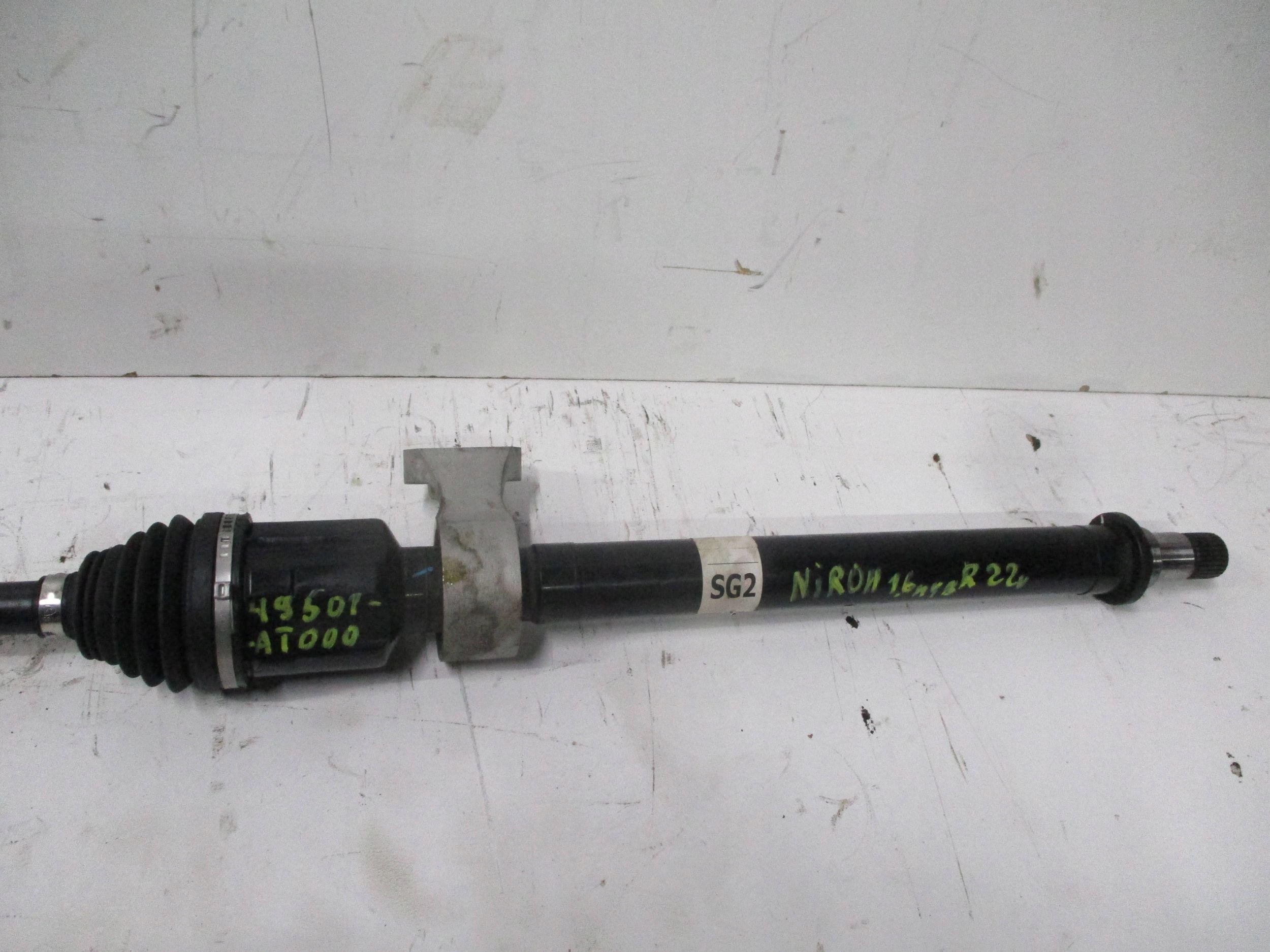 semi-axis front front right KIA NIRO II 1,6 HYB 49501-AT000