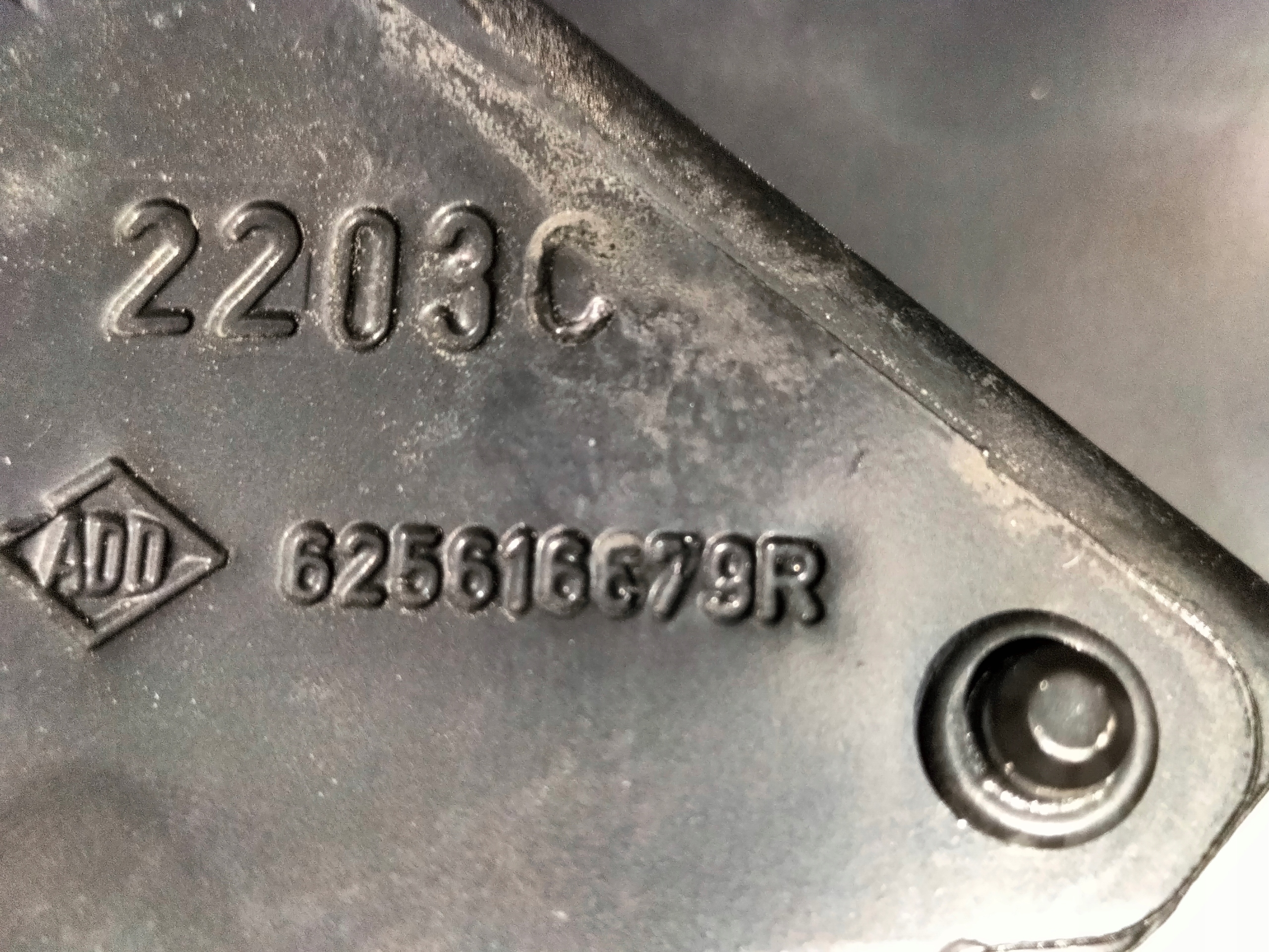 fender front front left RENAULT CLIO 5 V 19