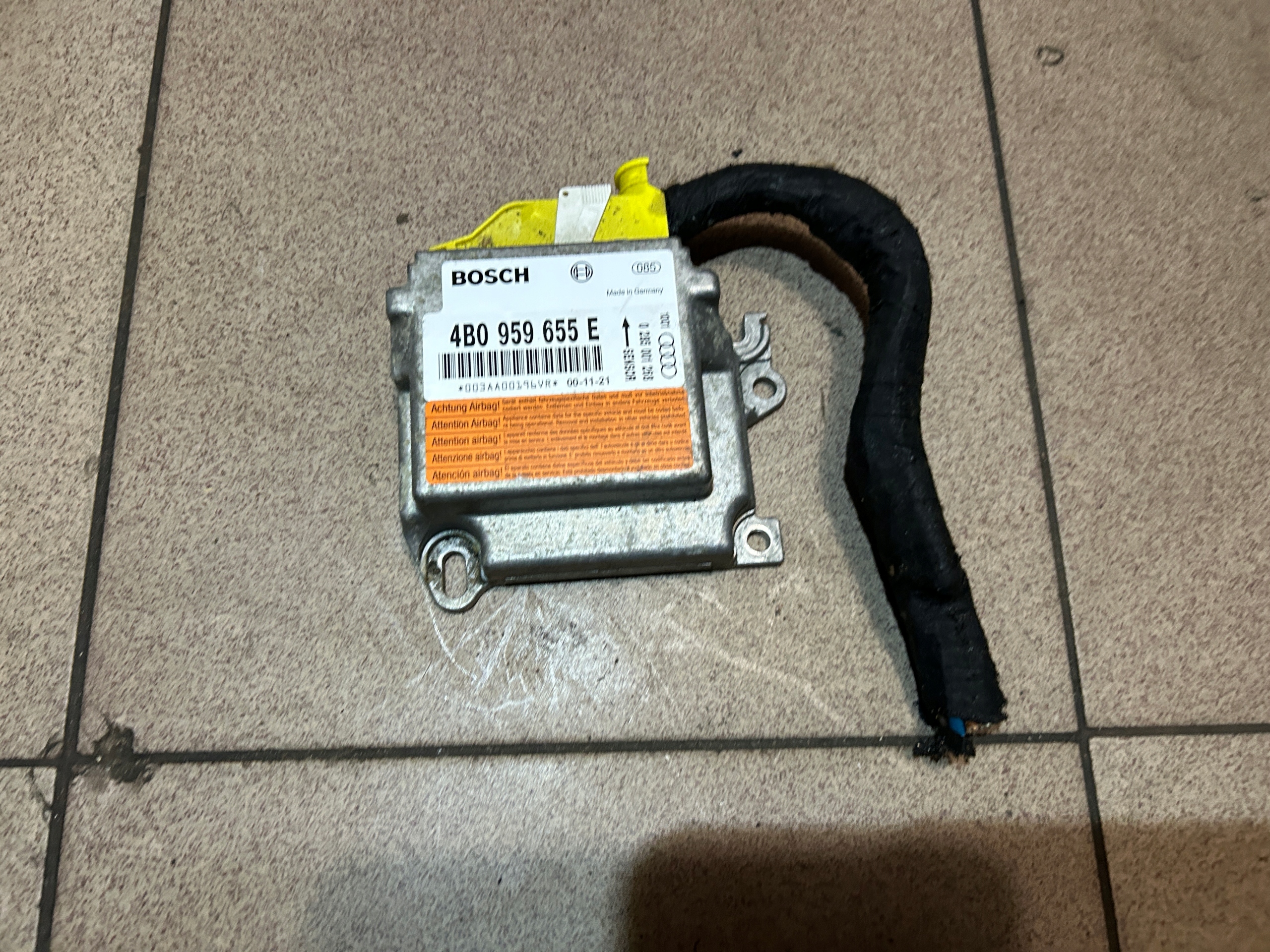 модуль AIR Audi A6 S6 C5 4B0959655E