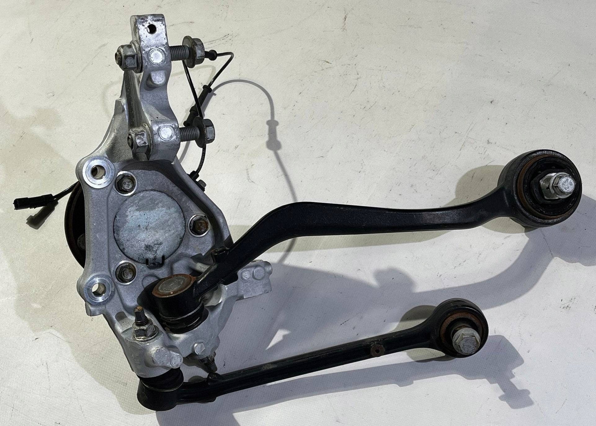 swing front left arm left of the pivot Chevrolet Camaro 2009-2015