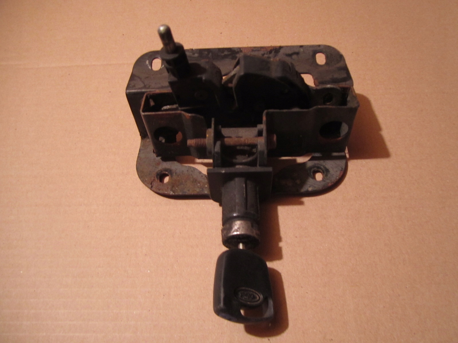 FORD TRANSIT CONNECT MK1 ЗАМОК КАПОТА + КЛЮЧ