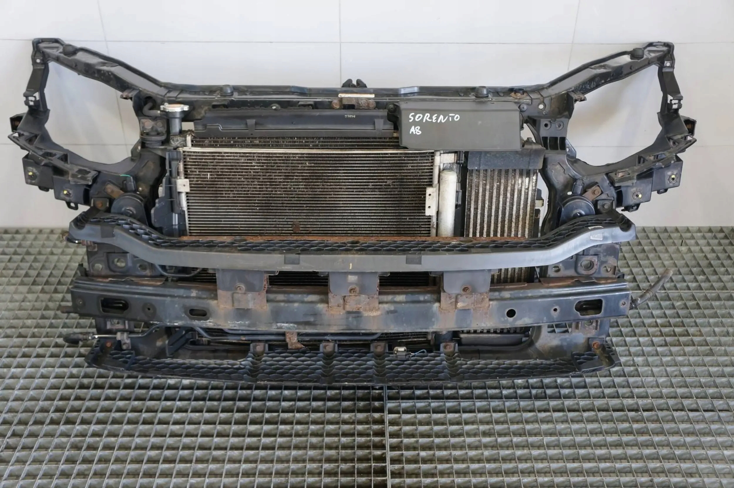 PAS PRZEDNI KOMPLETNY CHŁODNICE WENTYLATOR KIA SORENTO II 2 2.2 CRDI