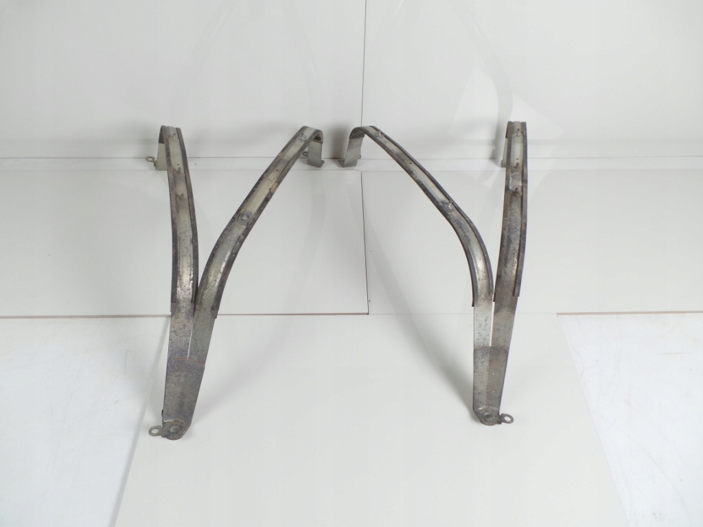 670005952 670005953 - Хомут топливного бака Maserati Levante