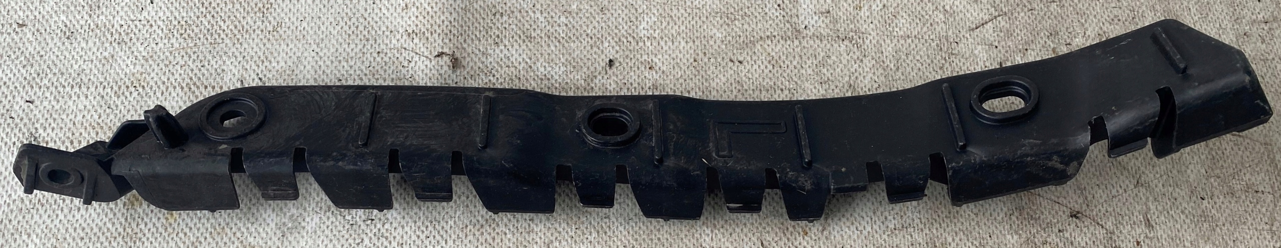 bumper bracket left rear part SKODA ROOMSTER 5J7807393