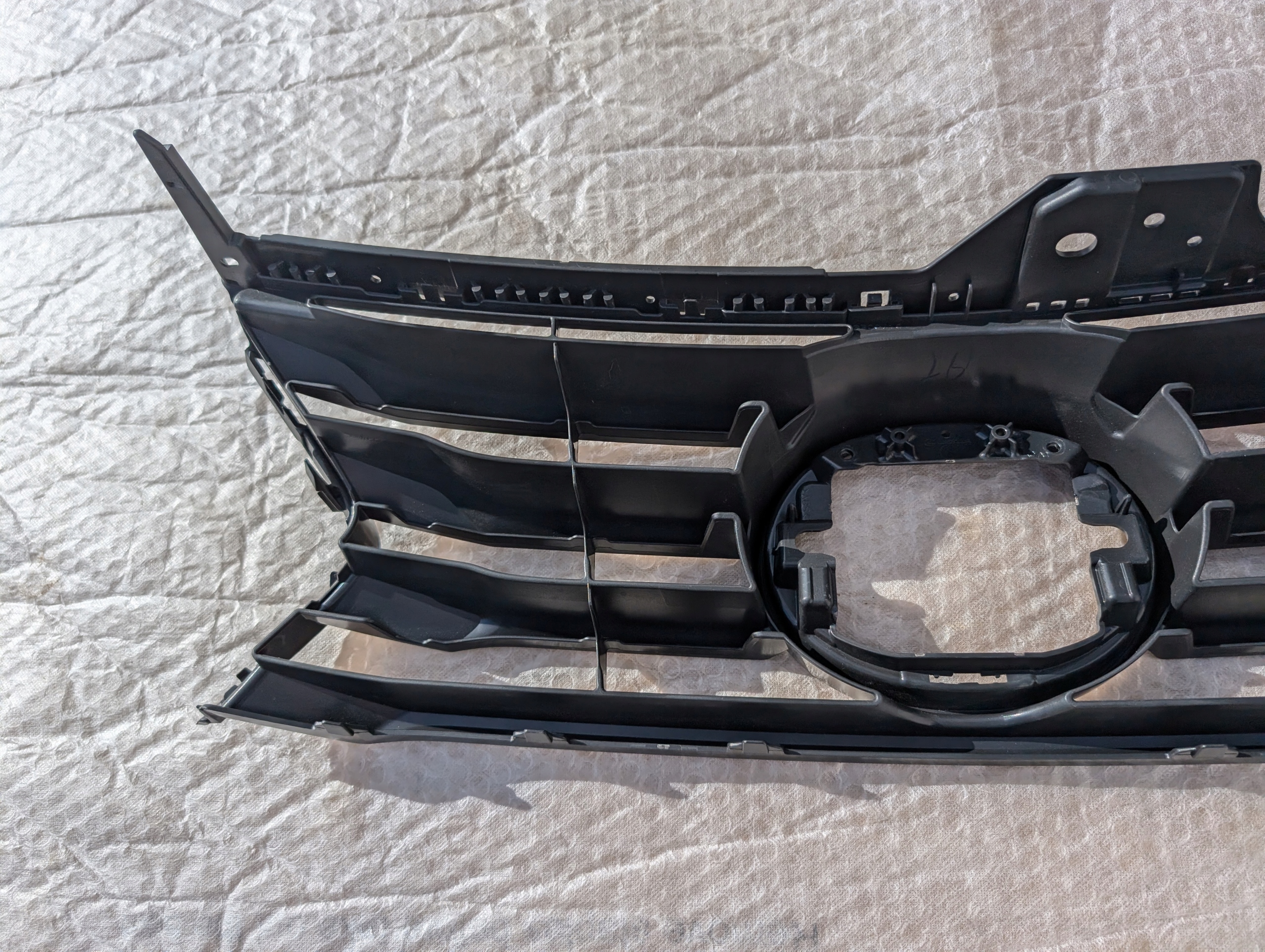 решетка радиатора lexus IS IS200 53112-53300