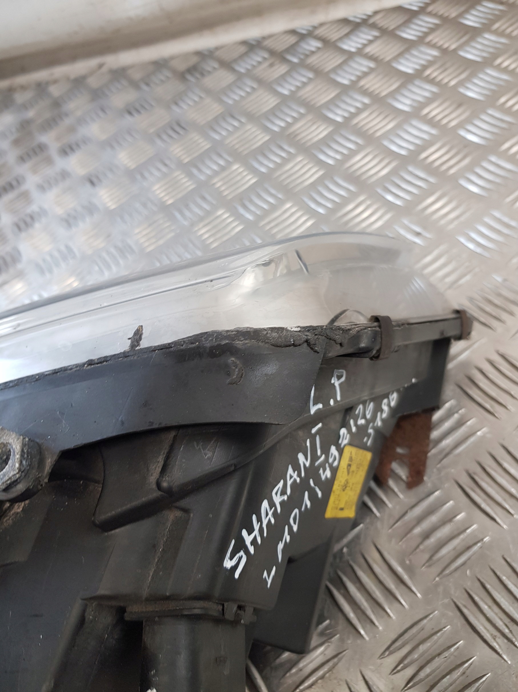 light left front 7M3941015AD VW SHARAN and LIFT 04R