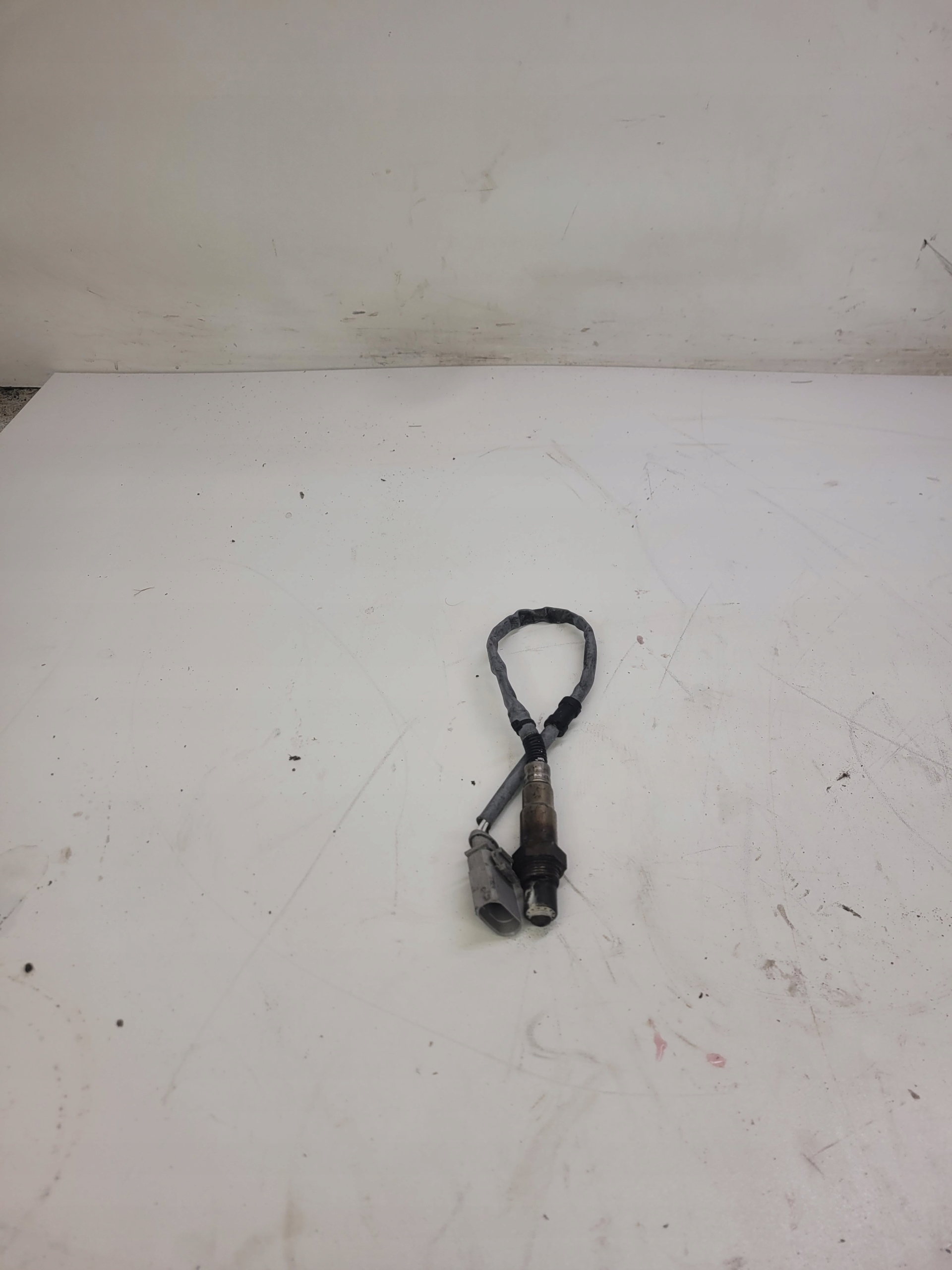 Sensor TEMPERATURY Gase AUDI VW 8K0906262