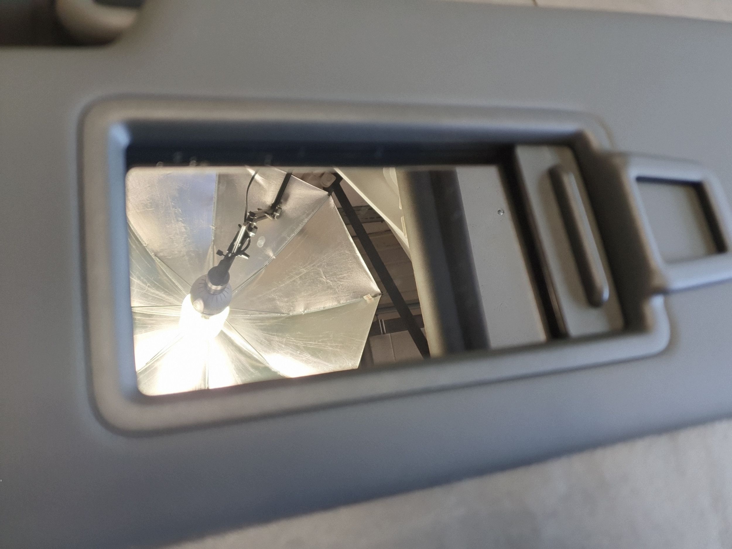 Audi A3 8Y cover przeciwsloneczna left 8W0857551