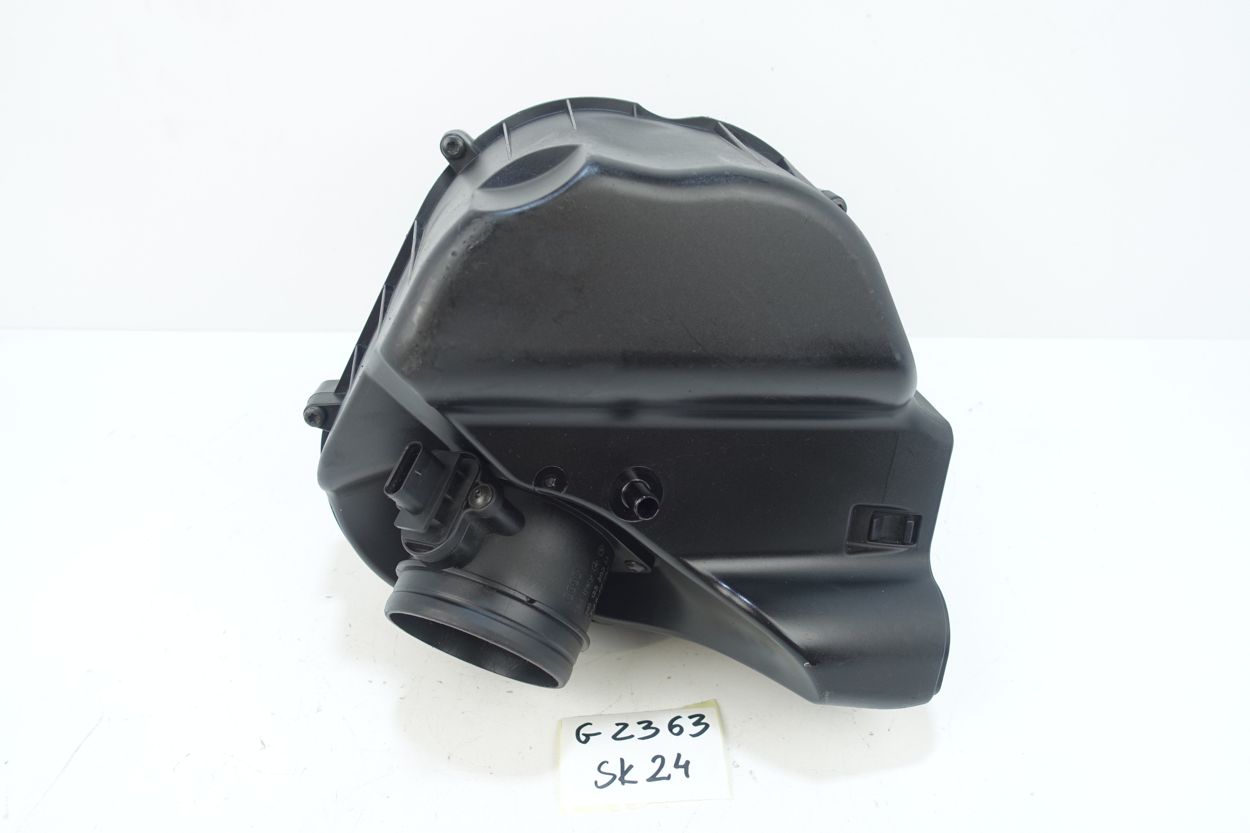 AUDI S8 D4 2011- Gehäuse filter luft 4H0133823
