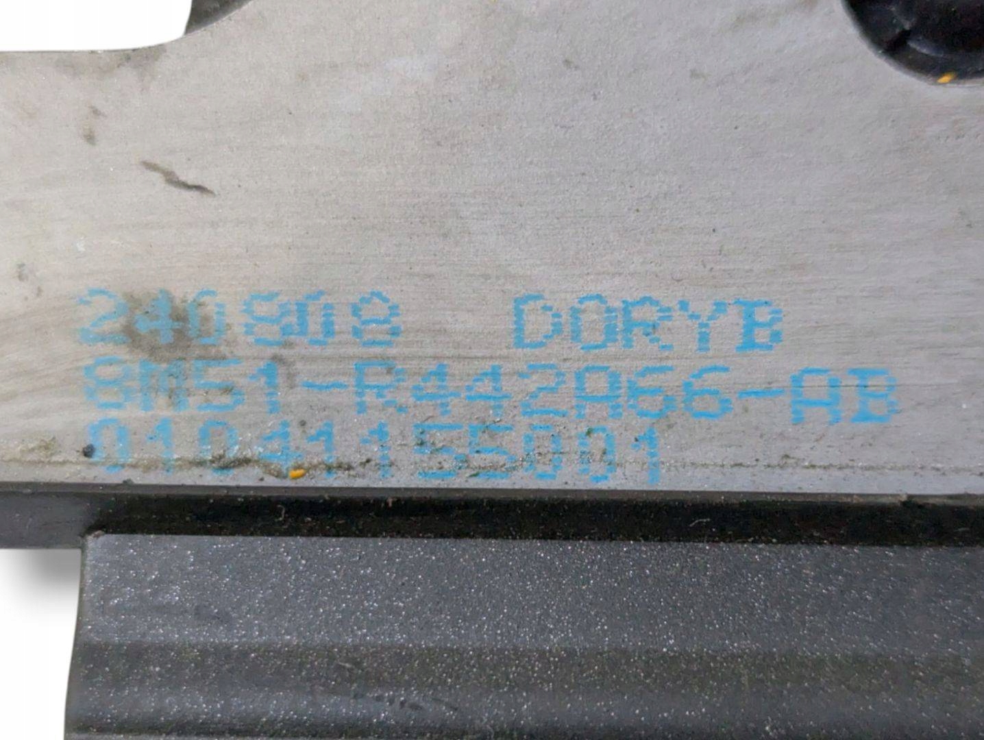 lock bonnet boot Ford Focus 2 facelift 2008 8M51-R442A66-AB