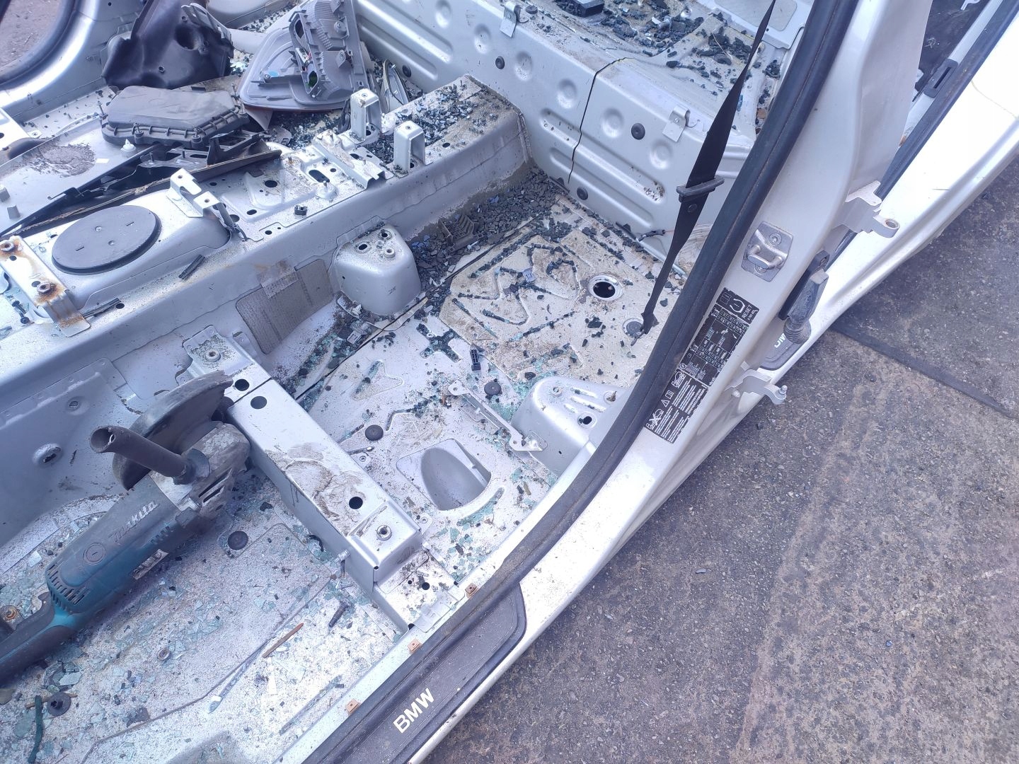 threshold left pillar central BMW X3 F25 MINERALSILBER METALLIC (A14)