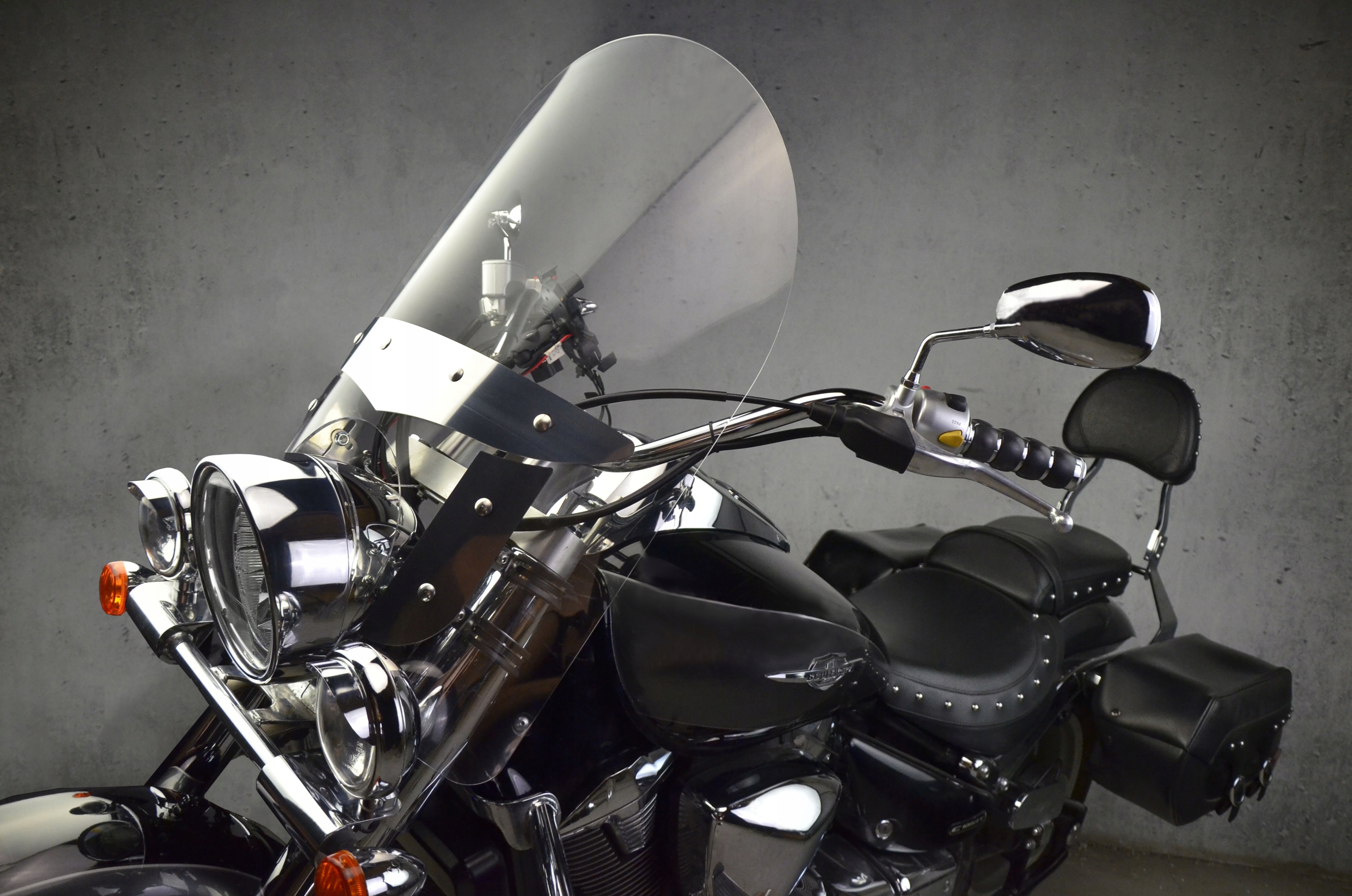 Loster motocyklové sklo Suzuki Boulevard C 109 R Rt 08-16r.