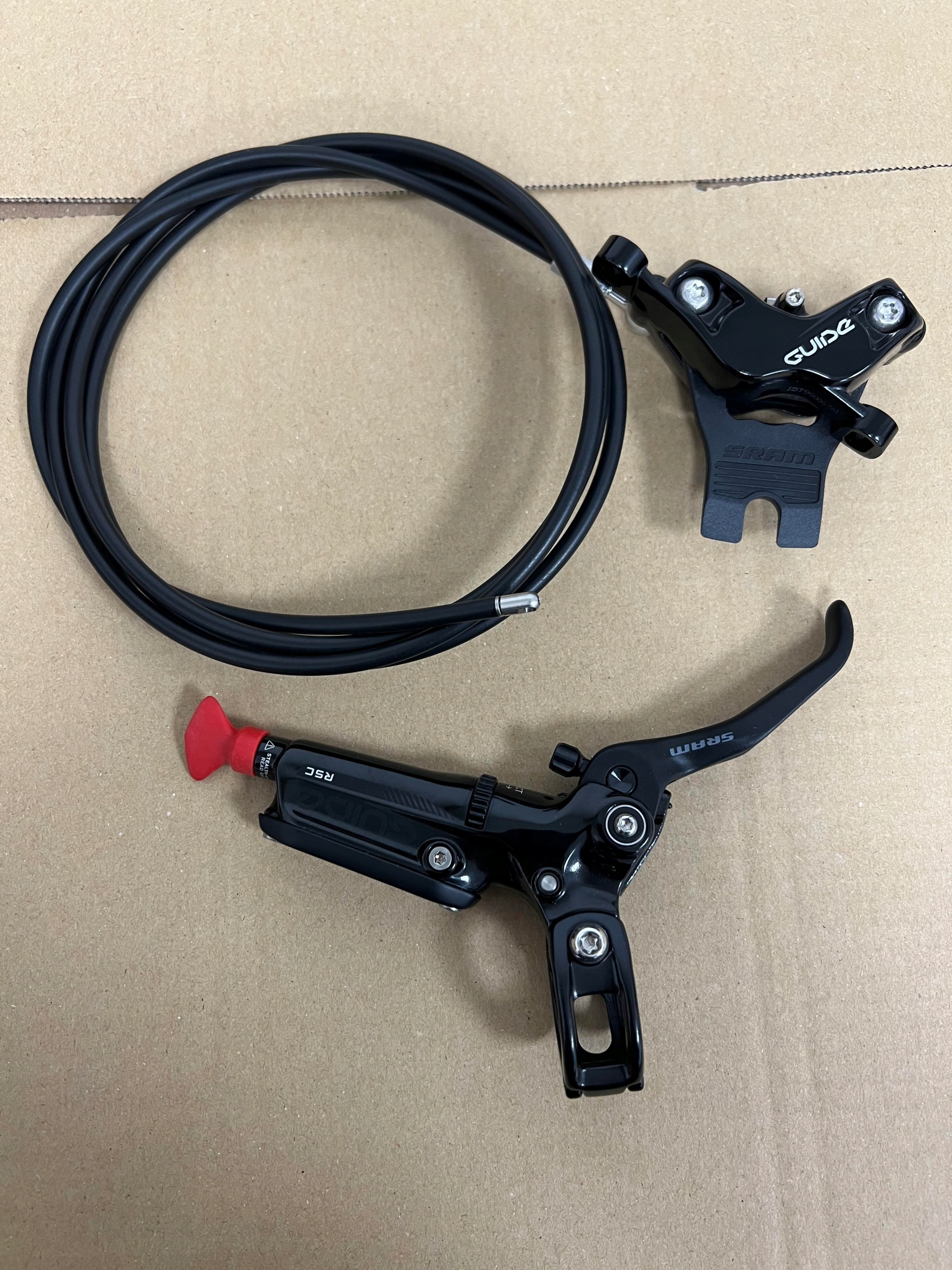 Hamulec hydrauliczny Sram Guide RSC tył 170 cm Kolor dominujący czarny