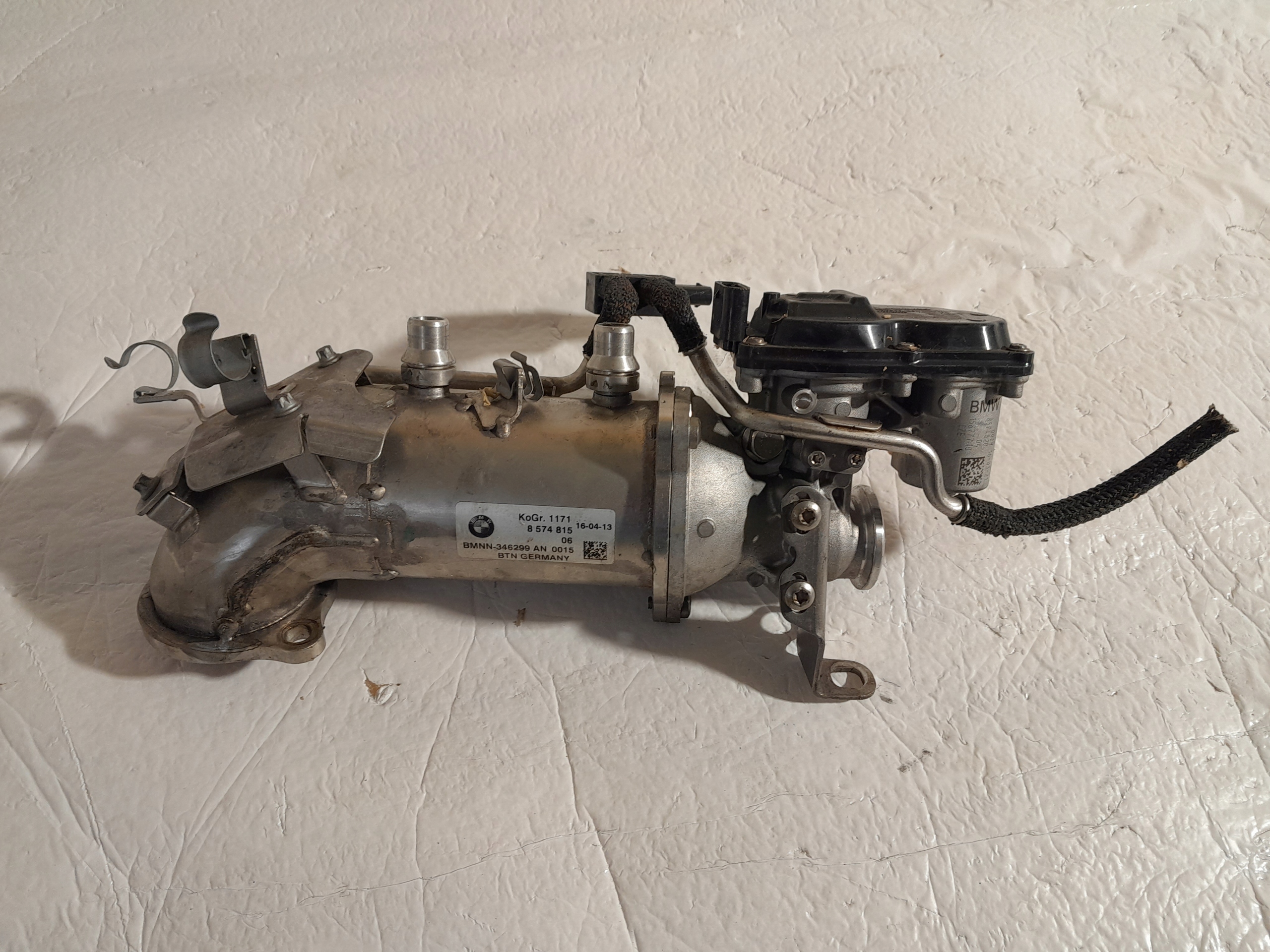 BMW 3.0D B57 Abgaskuehler AGR EGR 8574815 8574820