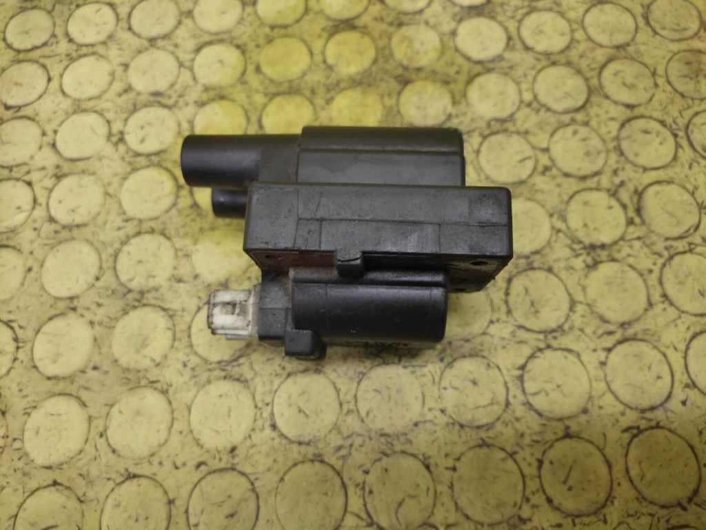 RENAULT CLIO II 1.4 coil ignition 7700100589