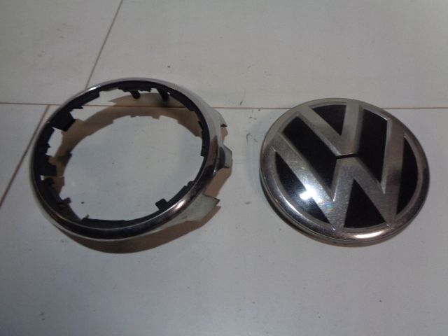 EMBLEMAT ZNACZEK POD RADAR VW PHAETON II 10-15 3D0853449