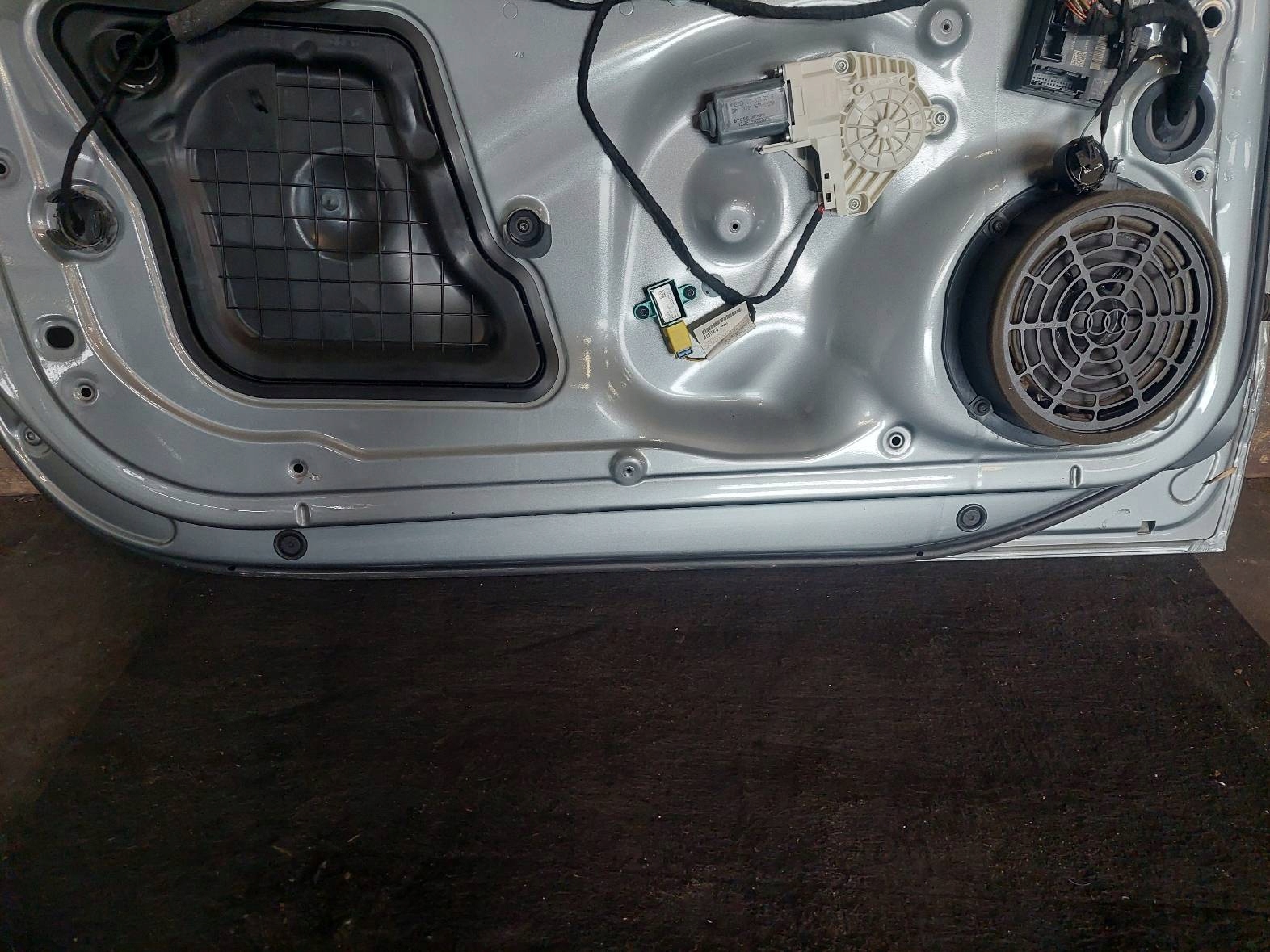 door complete left front 3D AUDI A5 8T LY7G COUPE