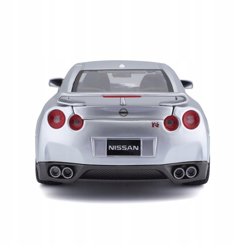 Nissan GT-R R35 1:18 model Bburago 18-12079 Materiał metal plastik