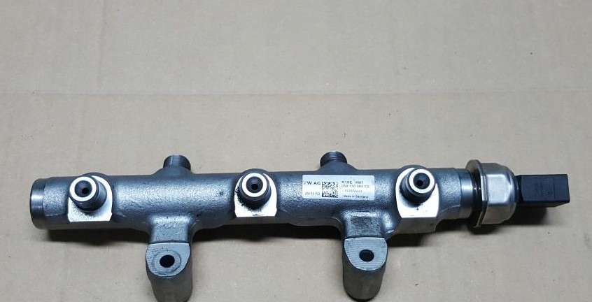 AUDI VW 3.0TDI Kraftstoffverteiler Einspritzleiste 059130089CS
