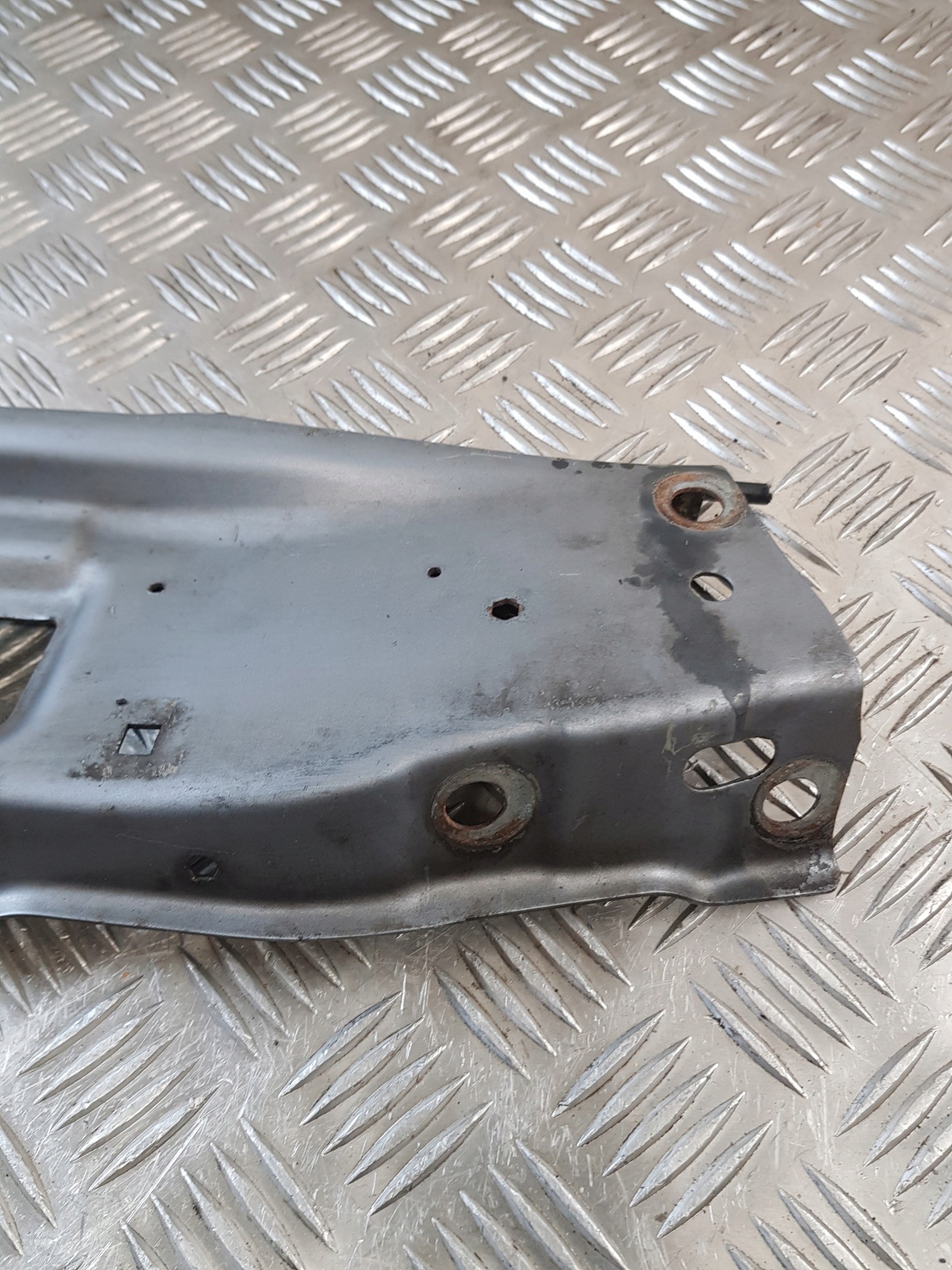 front upper panel + impact sensor 13158750 OPEL ASTRA H 07R