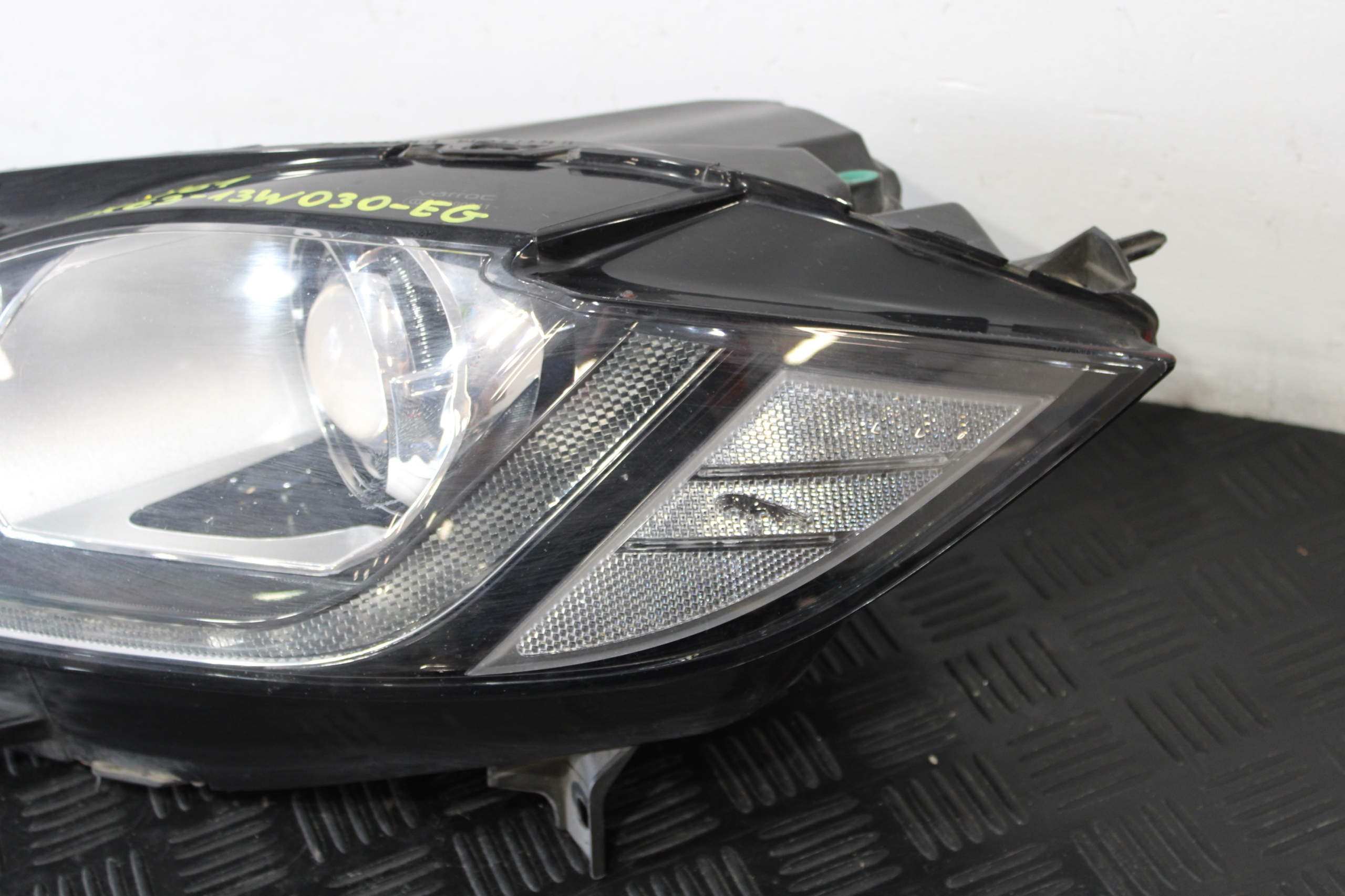 light left front left front GX63-13W030-EG JAGUAR F-PACE X761 R-SPORT