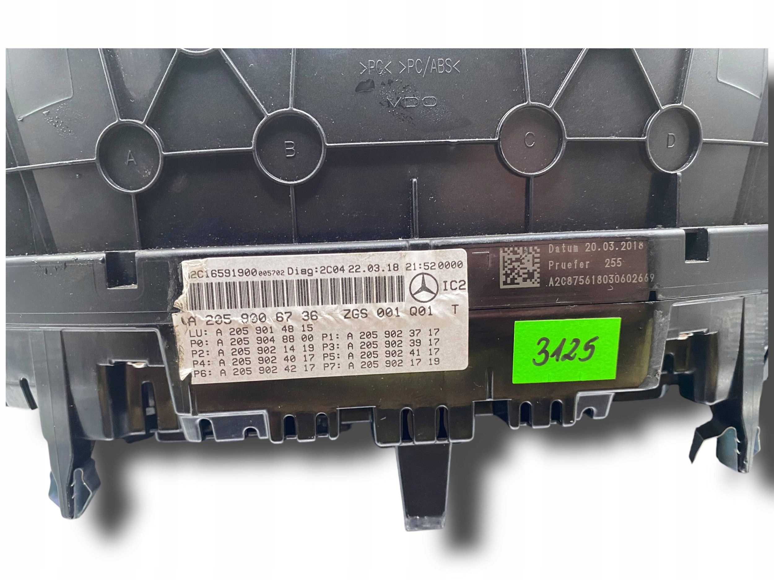 Mercedes-Benz C W205 dials dials A2059006733 -- $J